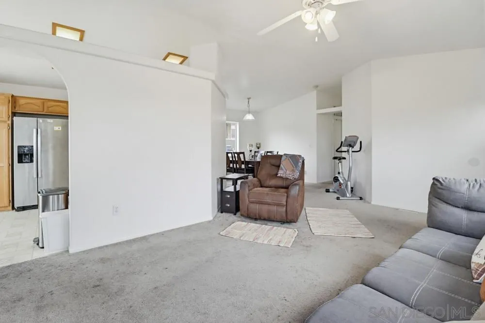 https://cdn.realtyfeed.com/cdn/127/260012919/4c3492797936720b551f751dcf5d1b81.webp