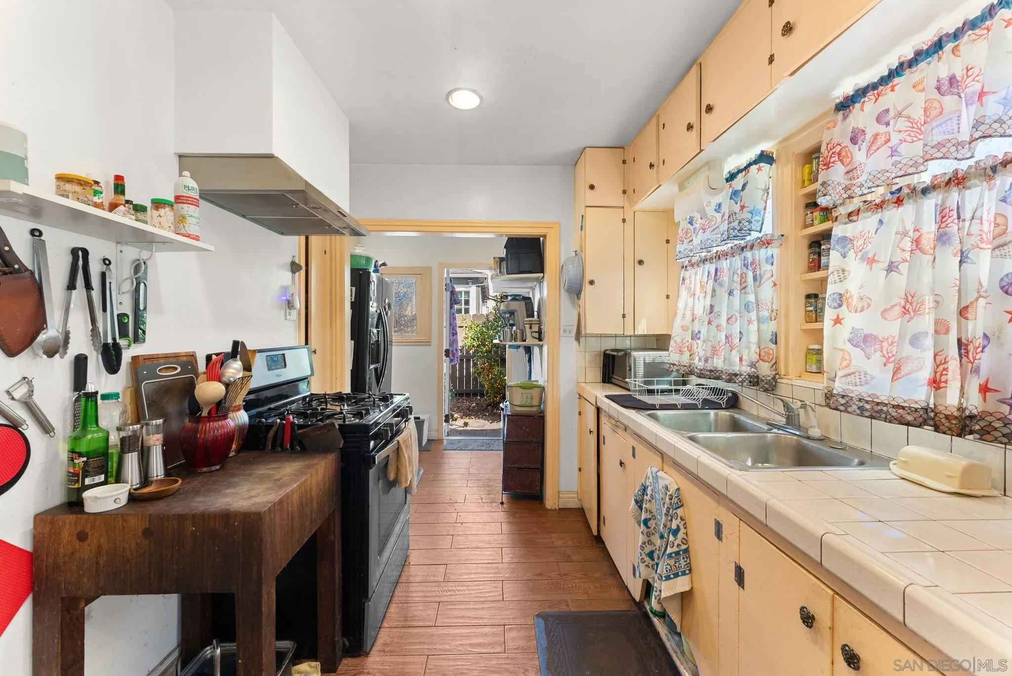 https://cdn.realtyfeed.com/cdn/127/260012921/017bb0747fe2b1df7240ff1755202d46.webp