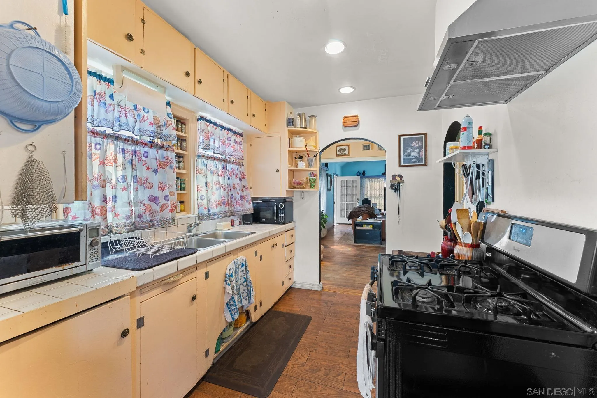 https://cdn.realtyfeed.com/cdn/127/260012921/ad46f9d337ca3c015f3e8651a009f5c3.webp