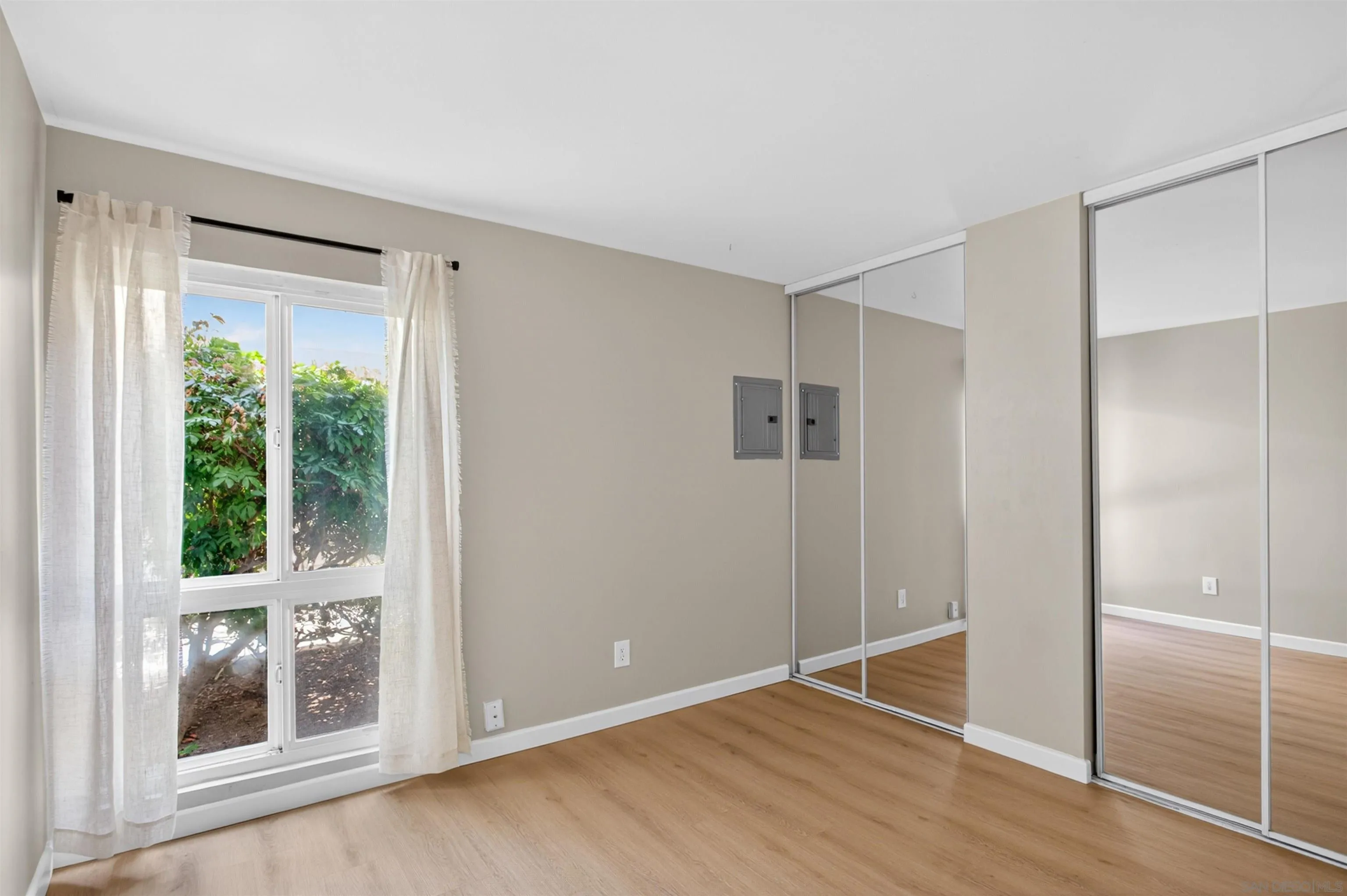 Photo #14: 260012925 Listing: Photo #14