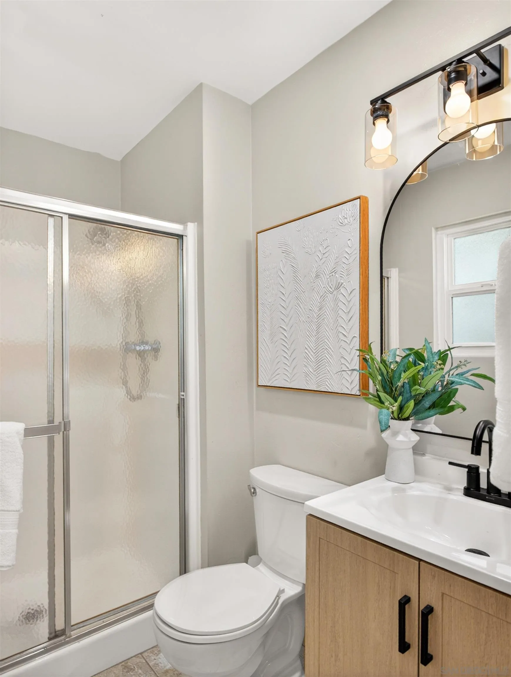 https://cdn.realtyfeed.com/cdn/127/260012925/a38d4e9c0b5edaf9783e9656233d5ad4.webp