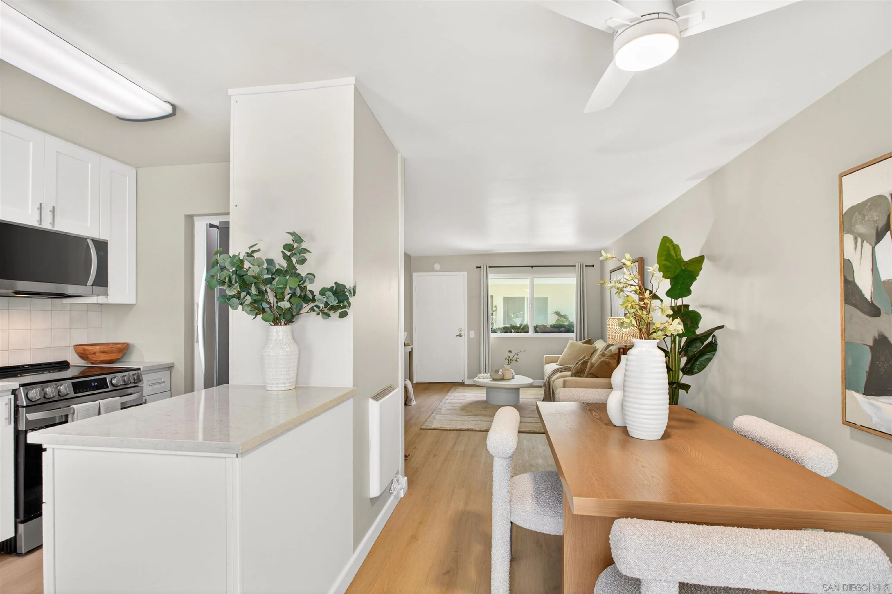 https://cdn.realtyfeed.com/cdn/127/260012925/a3c42e49bb24e25a5023cc491fae1d27.webp