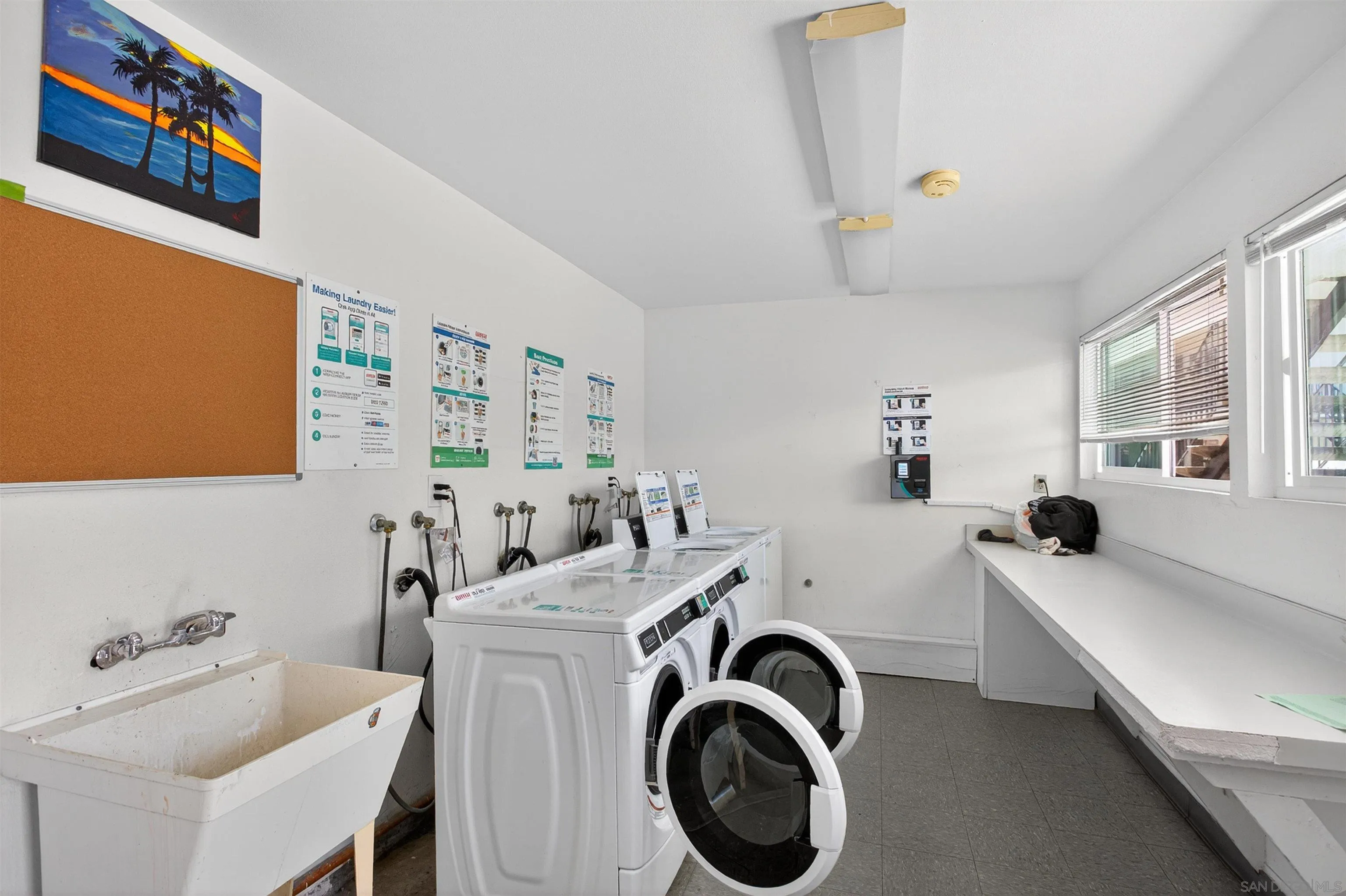 https://cdn.realtyfeed.com/cdn/127/260012925/b798798f143dd6118a3770de9bf4a77e.webp