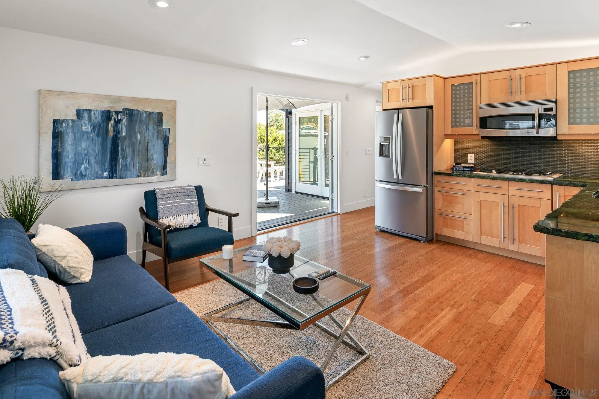 https://cdn.realtyfeed.com/cdn/127/260012926/616a62f7b277020daec4510f0247976c.webp