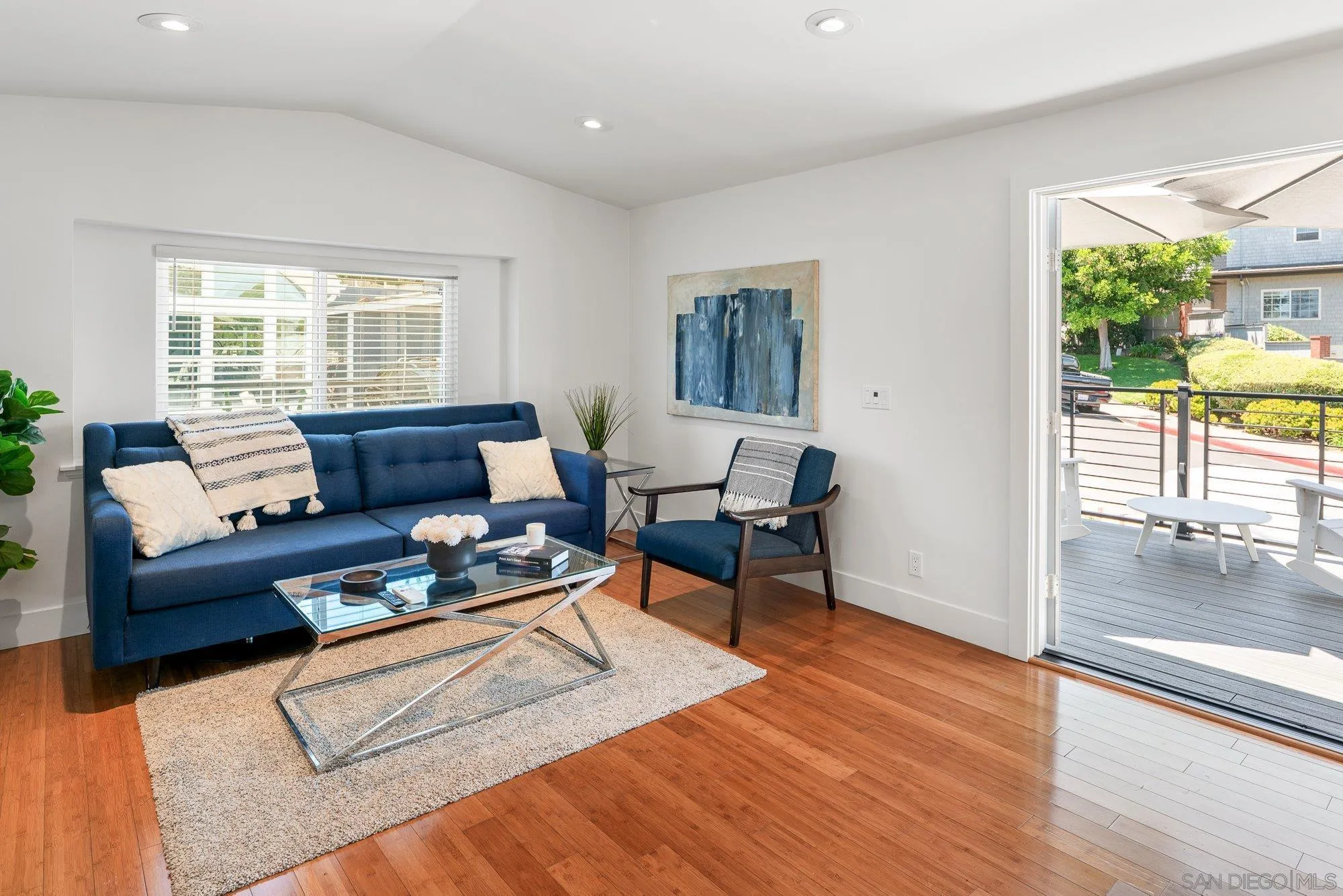 https://cdn.realtyfeed.com/cdn/127/260012926/a9fafa21b95aa11322e79a41ffcf7943.webp