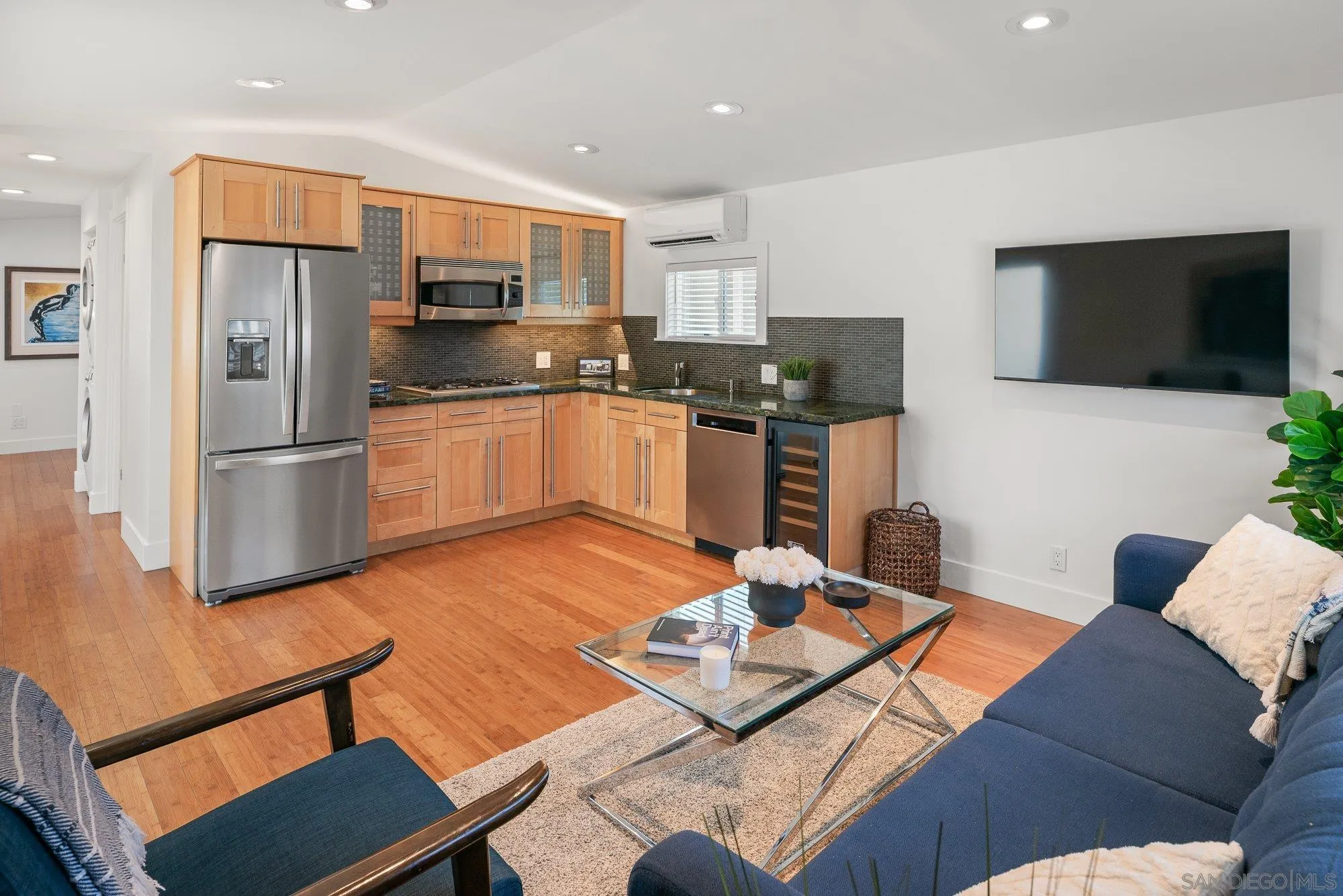 https://cdn.realtyfeed.com/cdn/127/260012926/bf5fe6c8e128c380b1ac5f9a1a492ade.webp