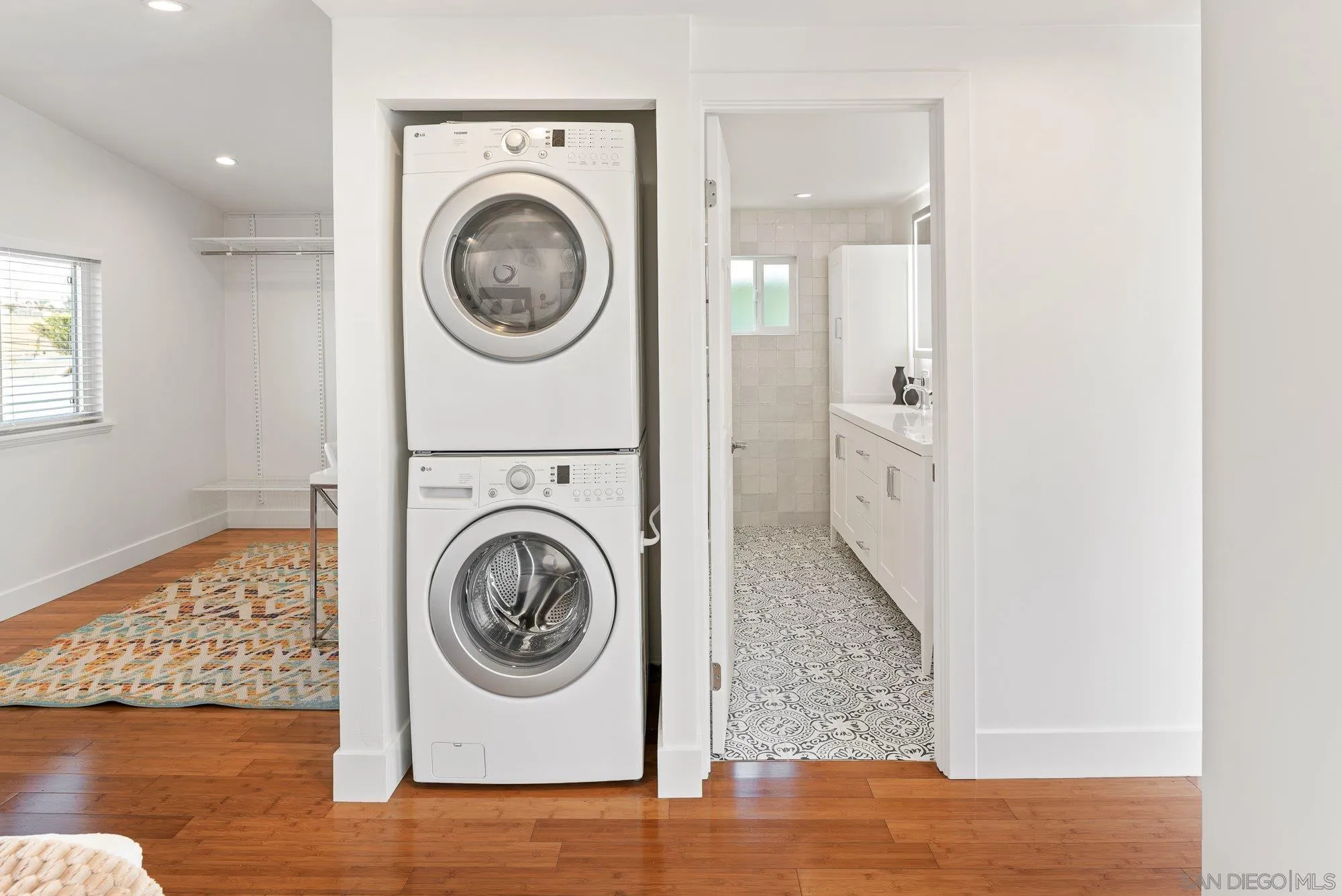 https://cdn.realtyfeed.com/cdn/127/260012926/f298ec3cb196b7f607be6287097d6da2.webp