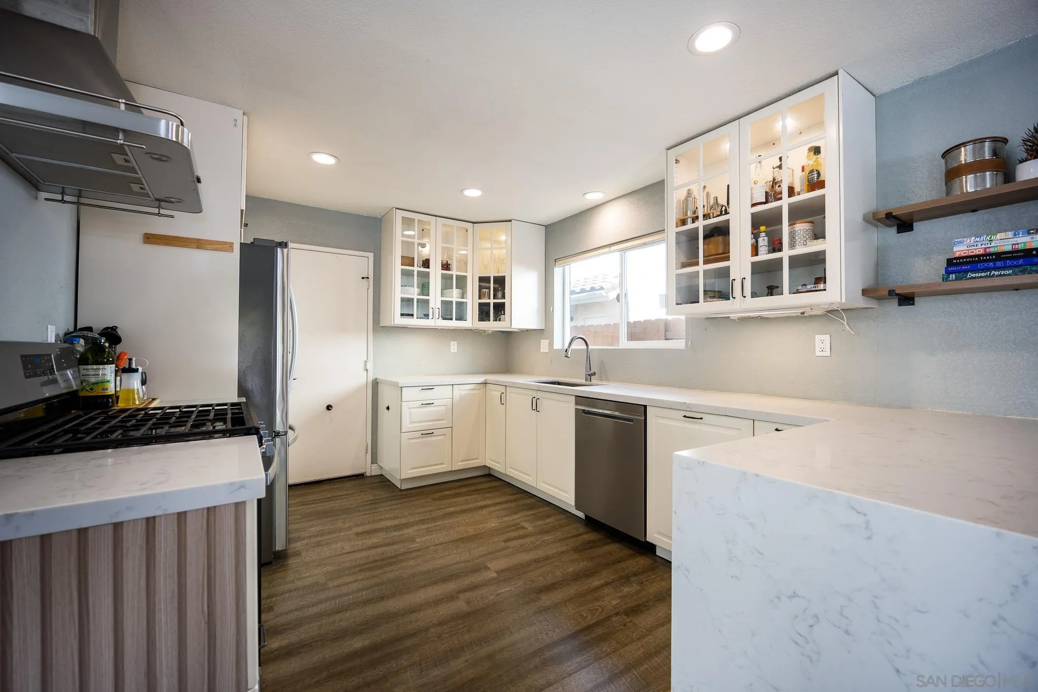https://cdn.realtyfeed.com/cdn/127/260012928/43c52b7289a719dc02d93851cf9c580d.webp