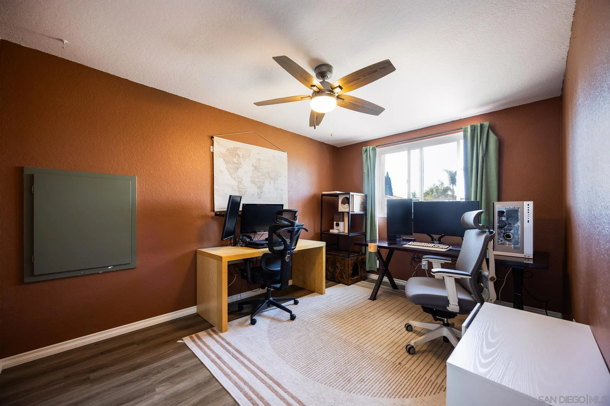 https://cdn.realtyfeed.com/cdn/127/260012928/948d04bdae56fb8acbd41119fa8ff7cc.webp