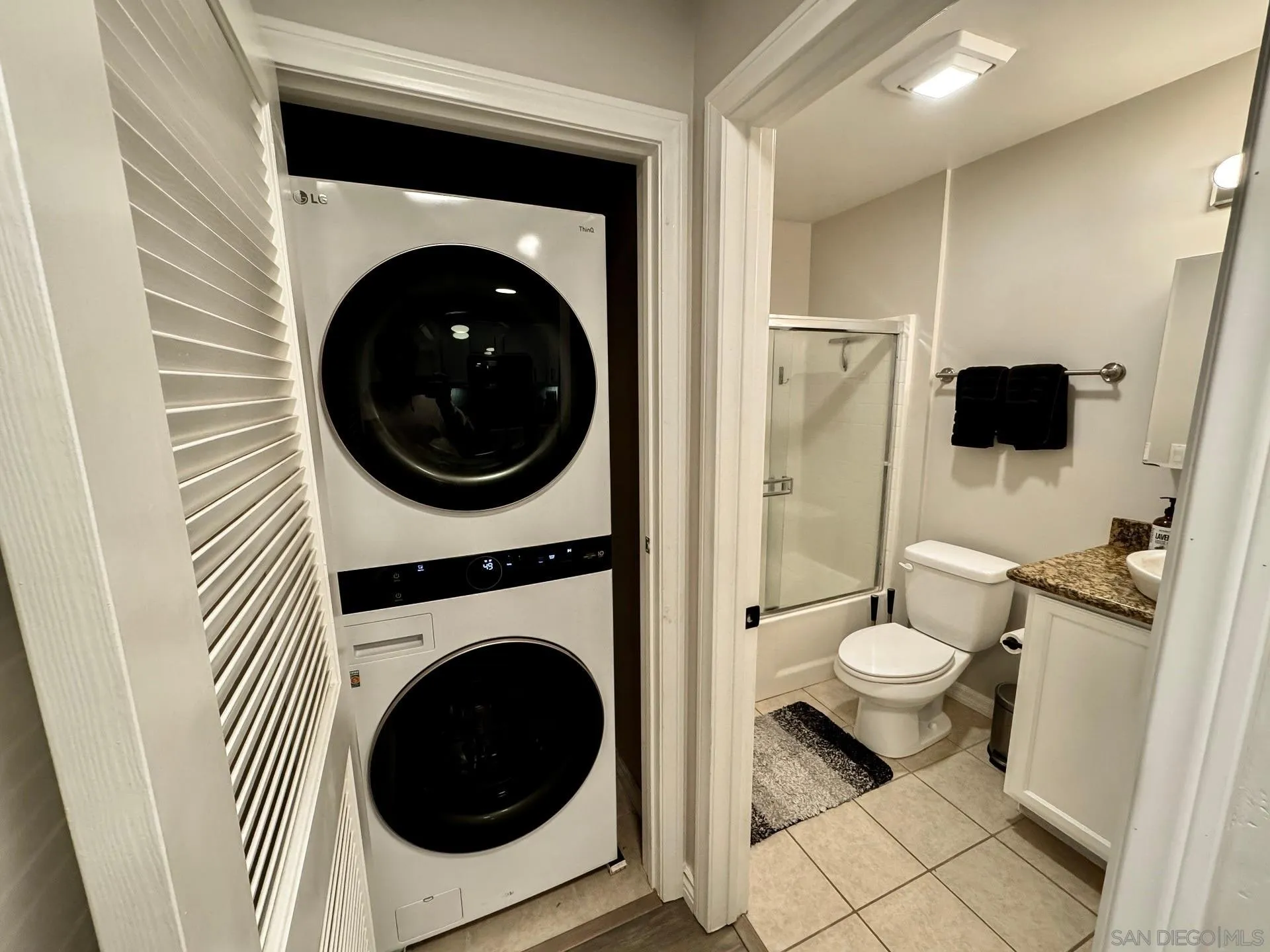 Photo #9: 260012930 Listing: Photo #9