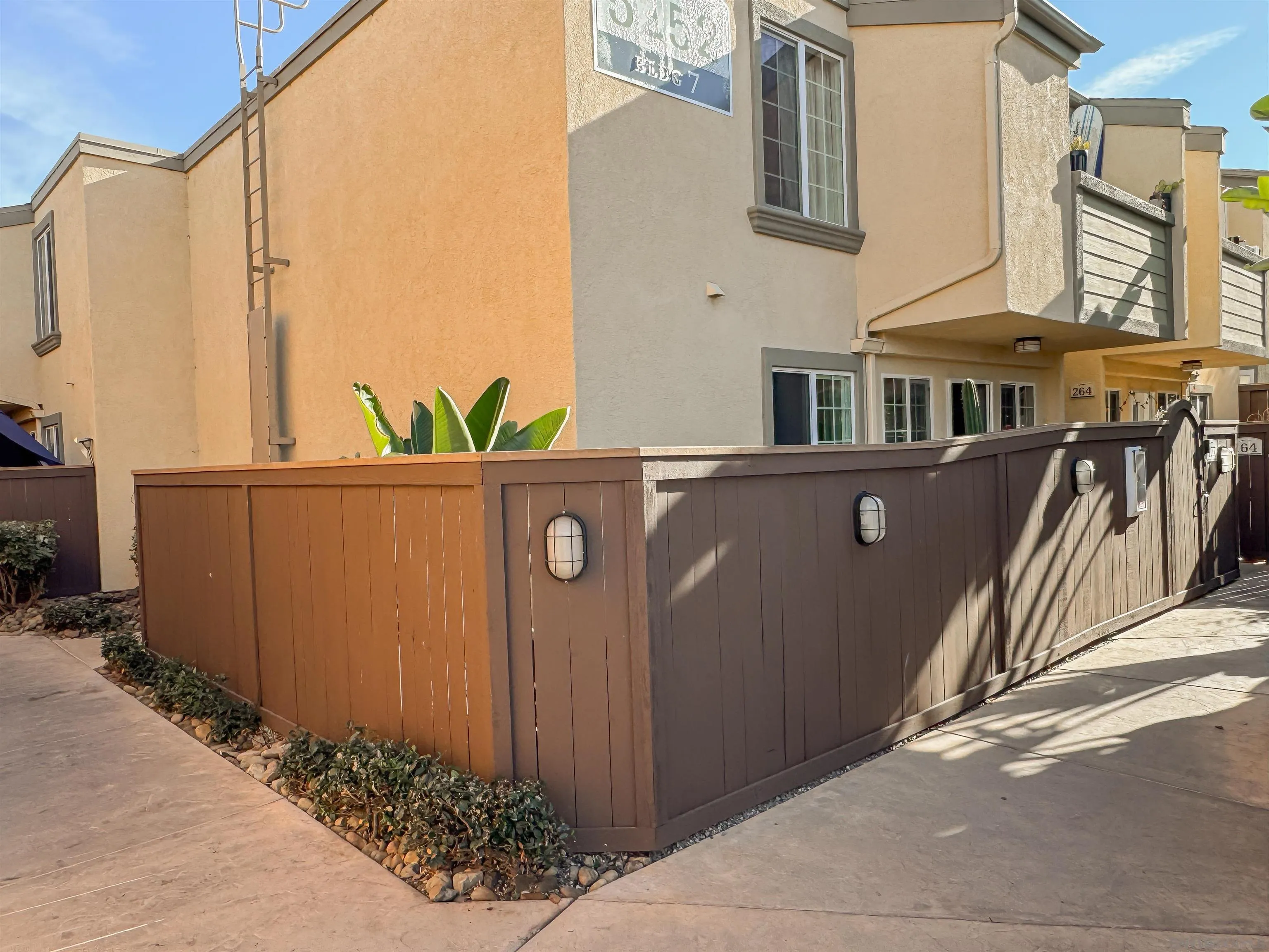 Photo #11: 260012930 Listing: Photo #11