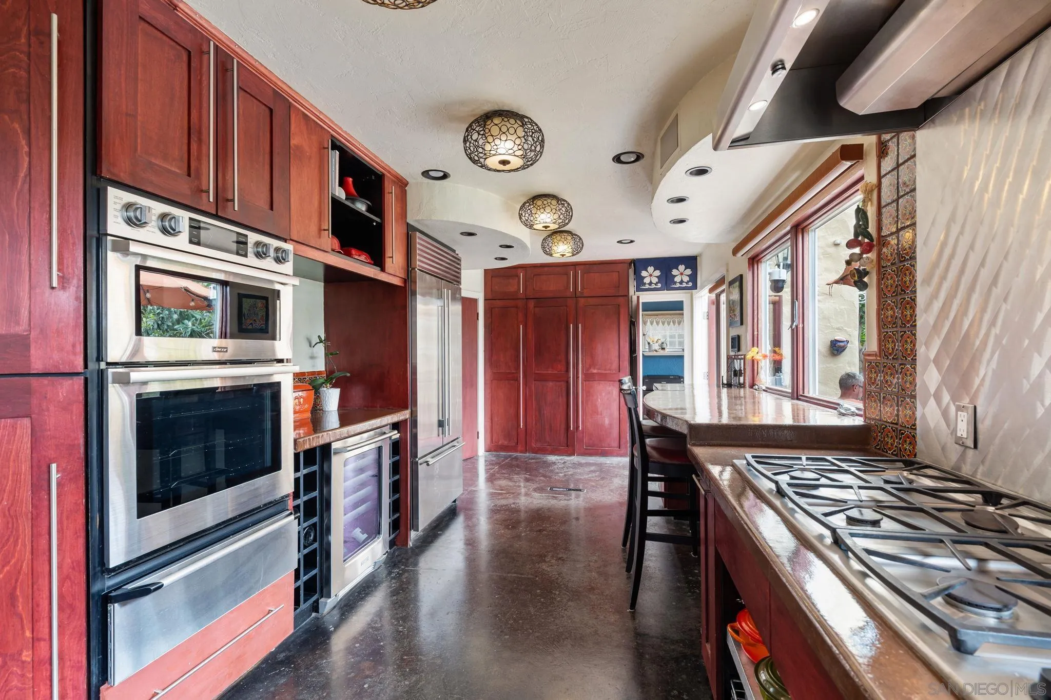 https://cdn.realtyfeed.com/cdn/127/260012931/241b14fa084904d0b8403680e54a96f4.webp