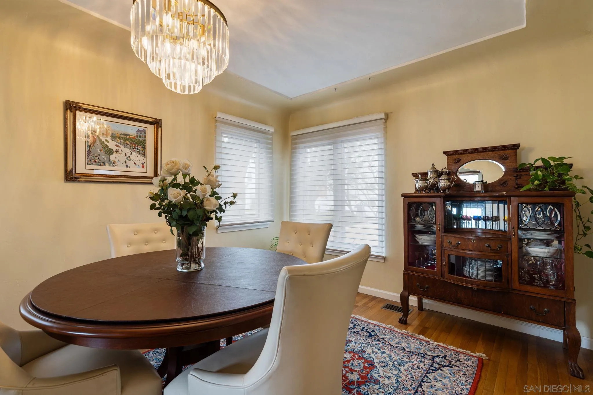 https://cdn.realtyfeed.com/cdn/127/260012931/3ec694c1c6574b8f3dbe8f289b5aaaa2.webp