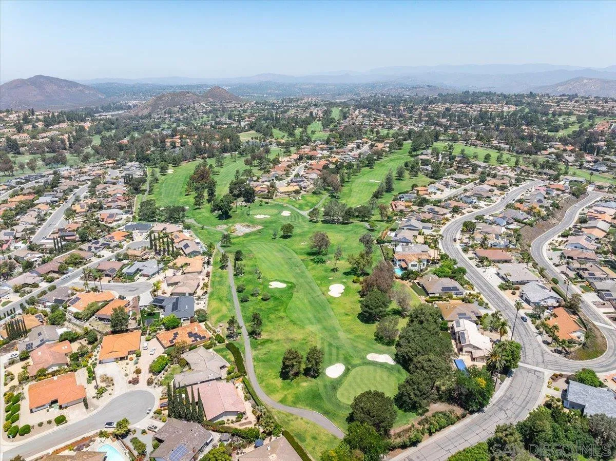 https://cdn.realtyfeed.com/cdn/127/260012932/2b702153a37100d58270fcb3bd2cef60.webp