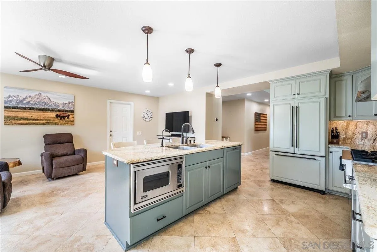https://cdn.realtyfeed.com/cdn/127/260012932/831843ccc49888c63e03130d0607389f.webp