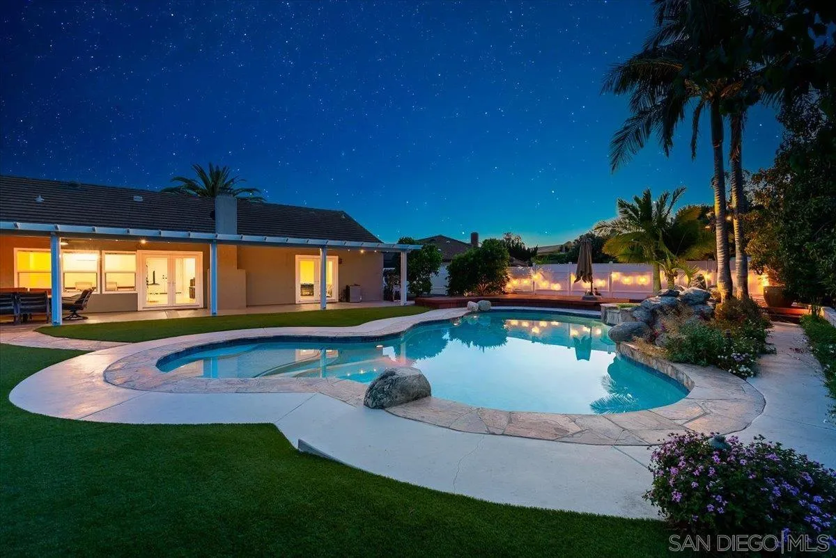 https://cdn.realtyfeed.com/cdn/127/260012932/8a60fb0767fa75657dced8a66bcdcb48.webp