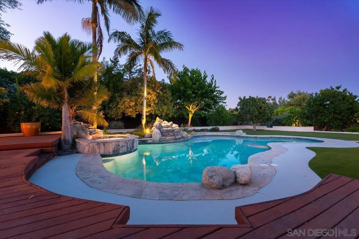 https://cdn.realtyfeed.com/cdn/127/260012932/9c32f2ccf020a8e245833bdd3f656d6a.webp