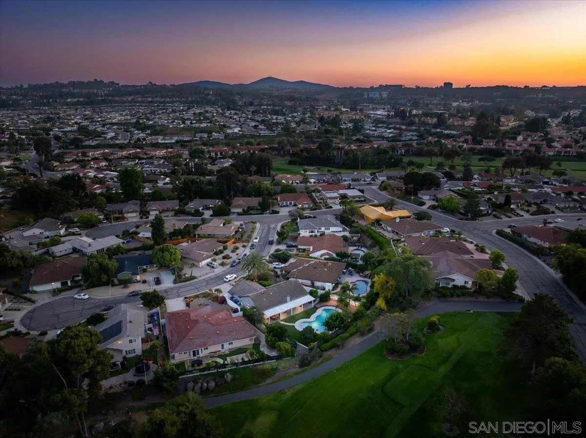 https://cdn.realtyfeed.com/cdn/127/260012932/acd6a2c041a06a14cc77eaa09a9b215f.webp