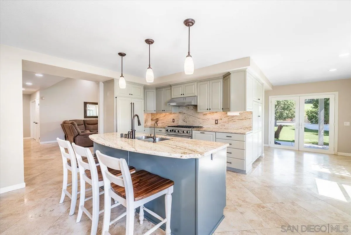 https://cdn.realtyfeed.com/cdn/127/260012932/de5dd817e1b8aaab89c030fa5be7e536.webp