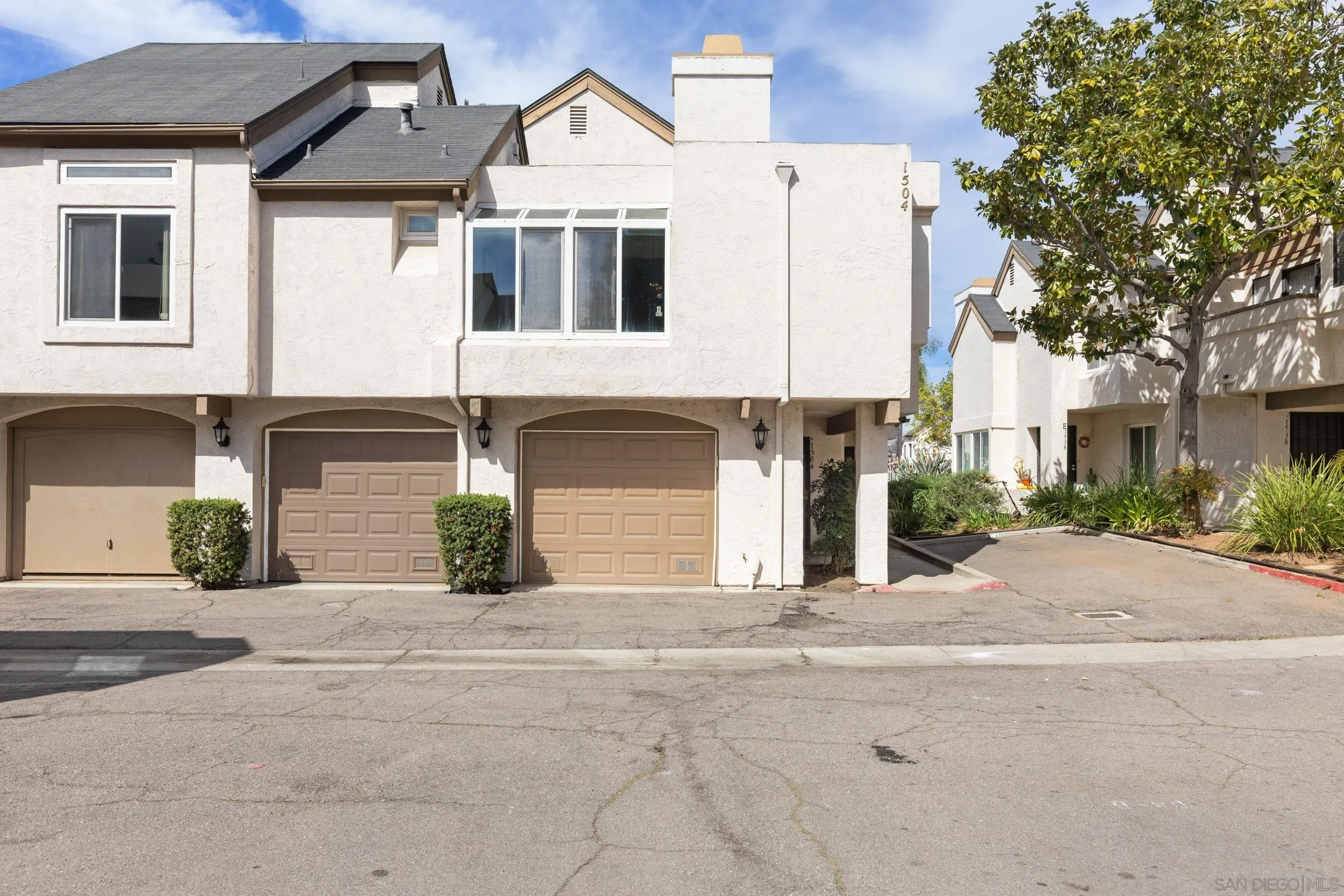 https://cdn.realtyfeed.com/cdn/127/260012934/31ed42741ea76615534524af55116802.webp