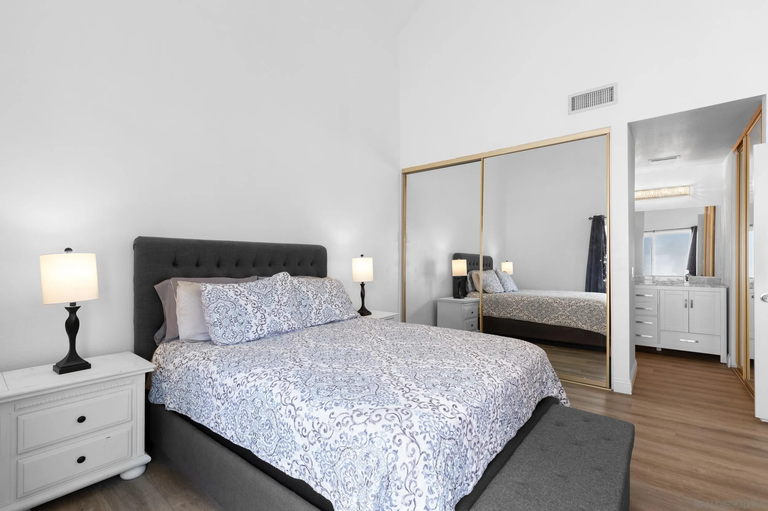 https://cdn.realtyfeed.com/cdn/127/260012934/3f6888108cfac9e1e9bb08cfaf3c6655.webp