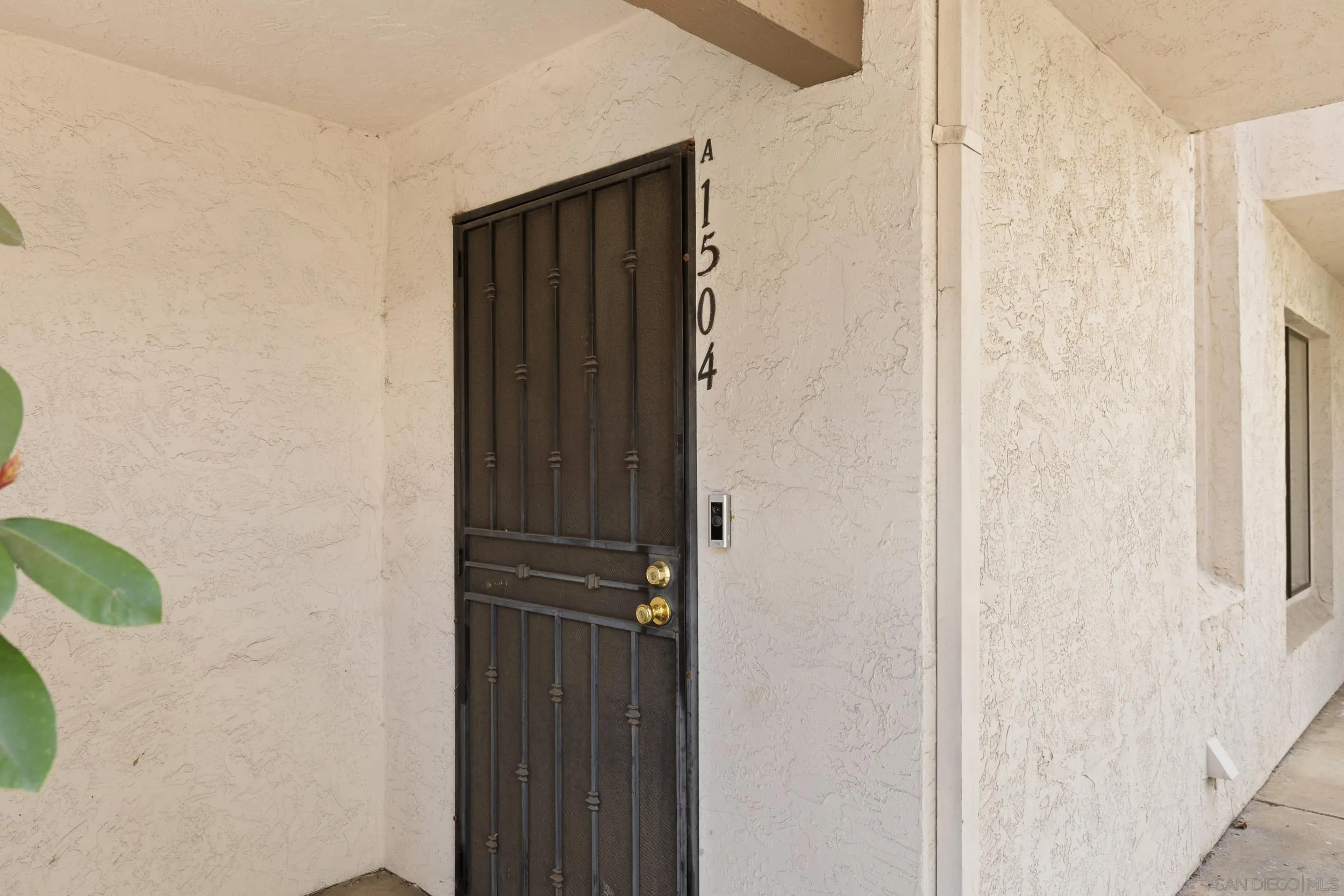 https://cdn.realtyfeed.com/cdn/127/260012934/c34cf1aebf156ec07f47a2426d3418a9.webp