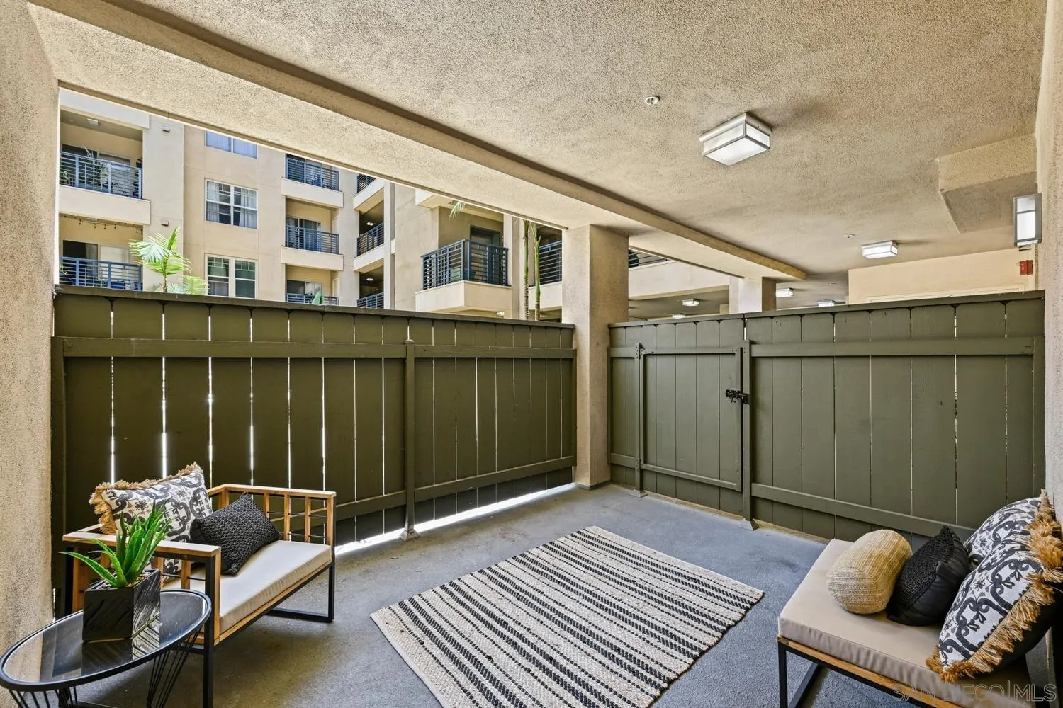 Photo #21: 260012937 Listing: Photo #21