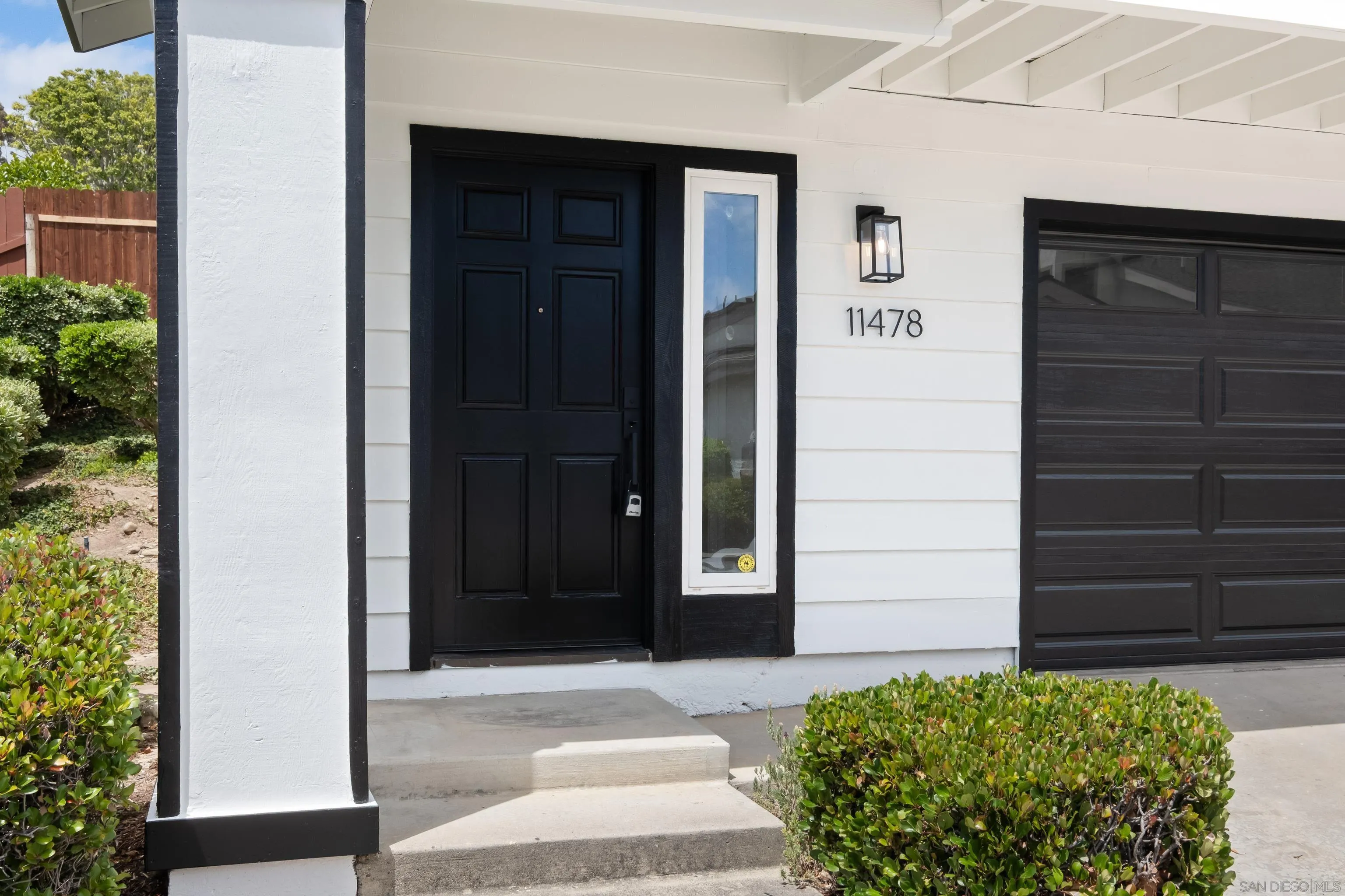 https://cdn.realtyfeed.com/cdn/127/260012940/0393ad68cb0c4b498b9496c5ea63b0b8.webp