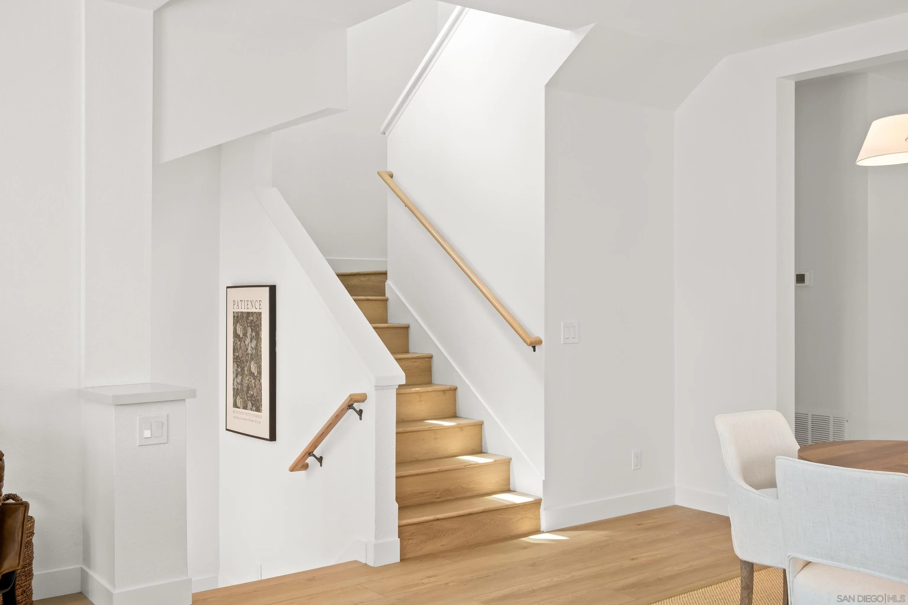 https://cdn.realtyfeed.com/cdn/127/260012940/0fc1b3c2b5be0a4924cad851748acfa6.webp