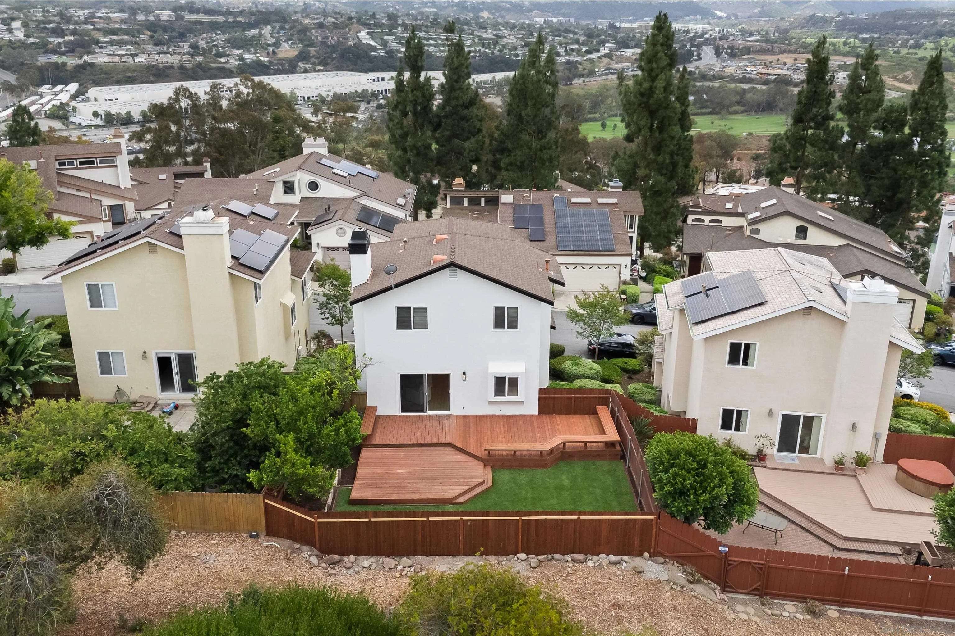 https://cdn.realtyfeed.com/cdn/127/260012940/2752e243340c081feda262951ea68c3a.webp