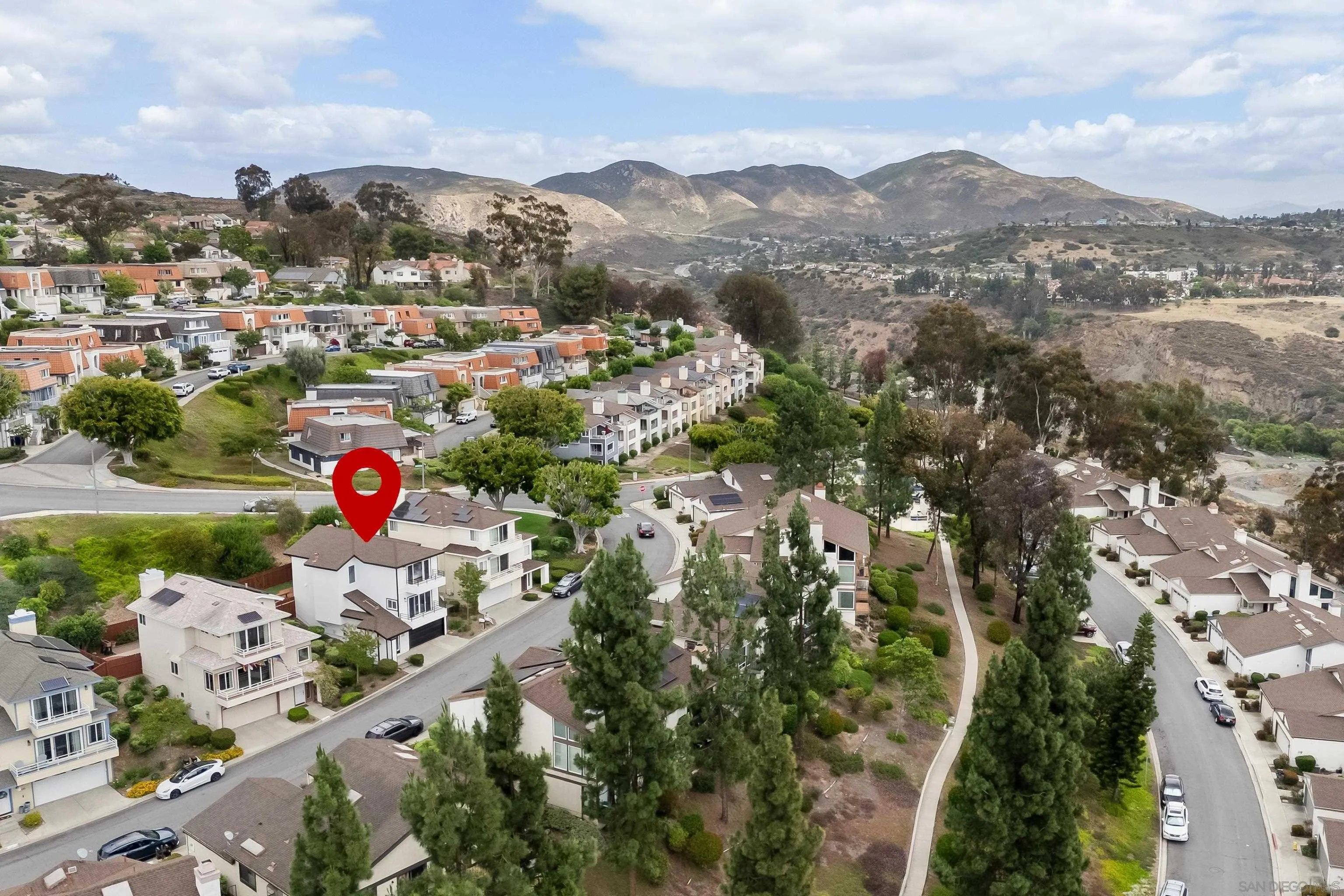 https://cdn.realtyfeed.com/cdn/127/260012940/28b759ec46a326ce7e2e2c2f105d6e14.webp
