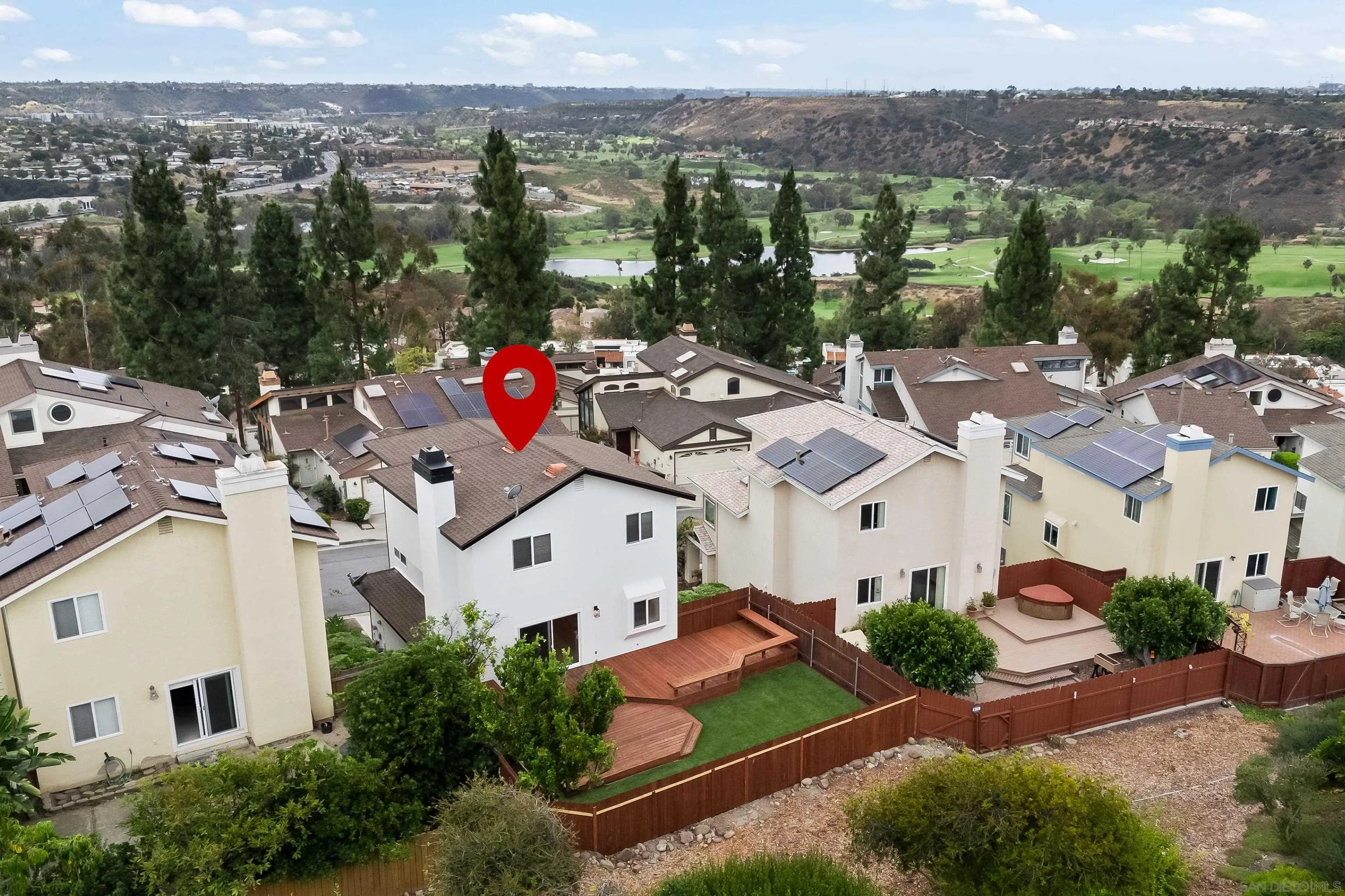 https://cdn.realtyfeed.com/cdn/127/260012940/2b873f935d7b398b17fd3d43d7e73176.webp