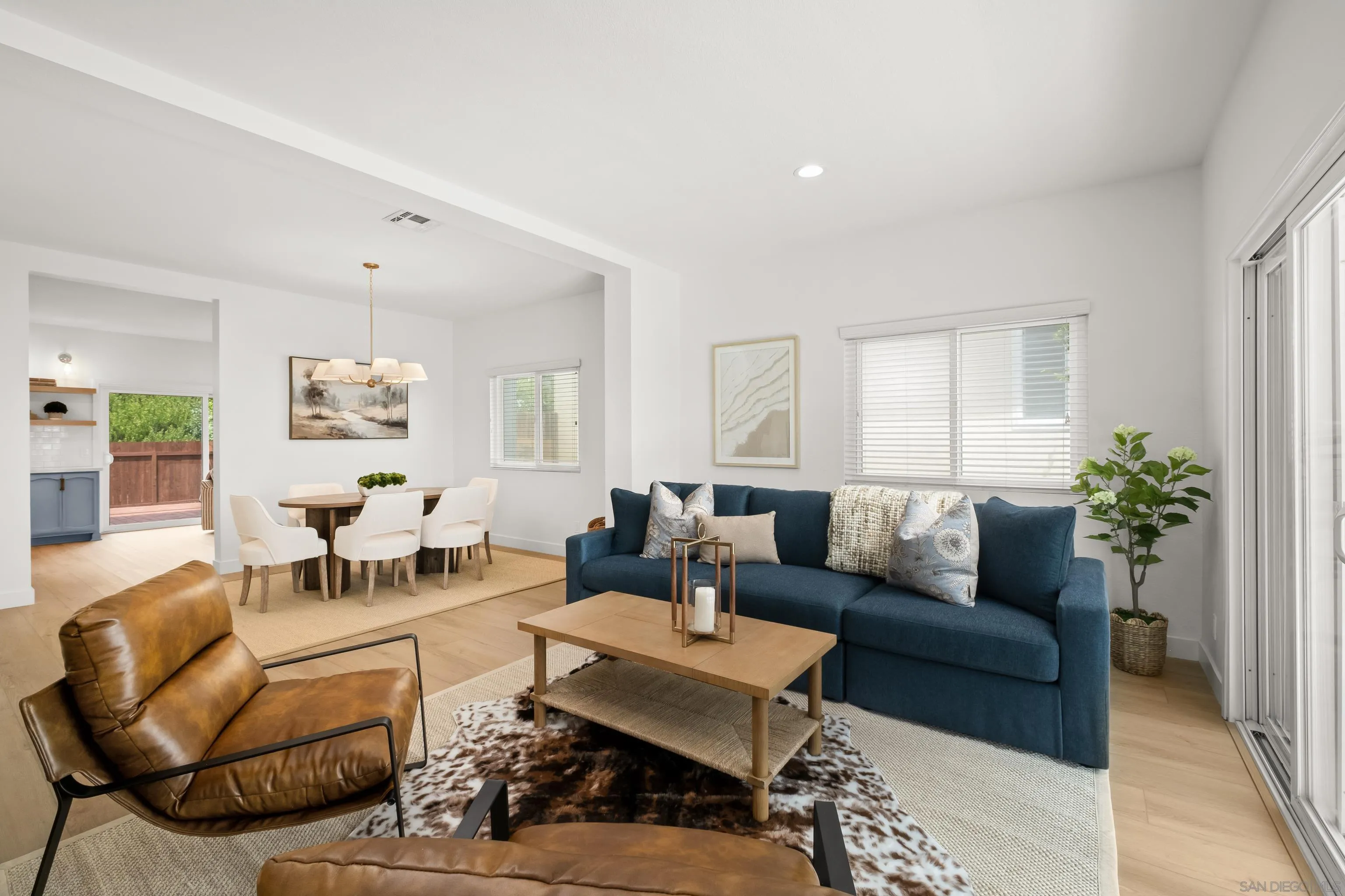 https://cdn.realtyfeed.com/cdn/127/260012940/85bbbb3979c6003cb7d06d91cf133f5f.webp