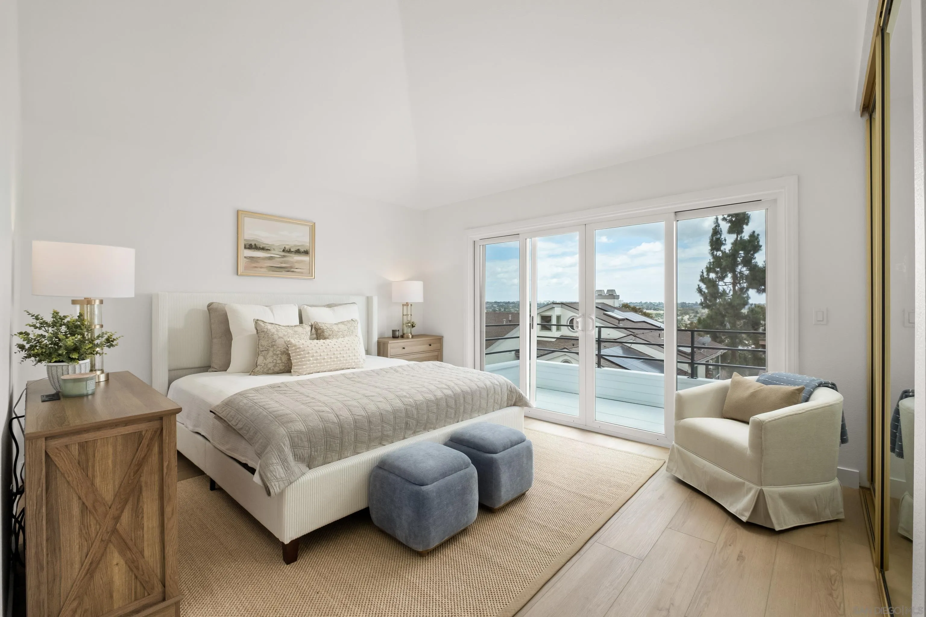 https://cdn.realtyfeed.com/cdn/127/260012940/bedfcaa6b8db07dcaf82448880a8384c.webp