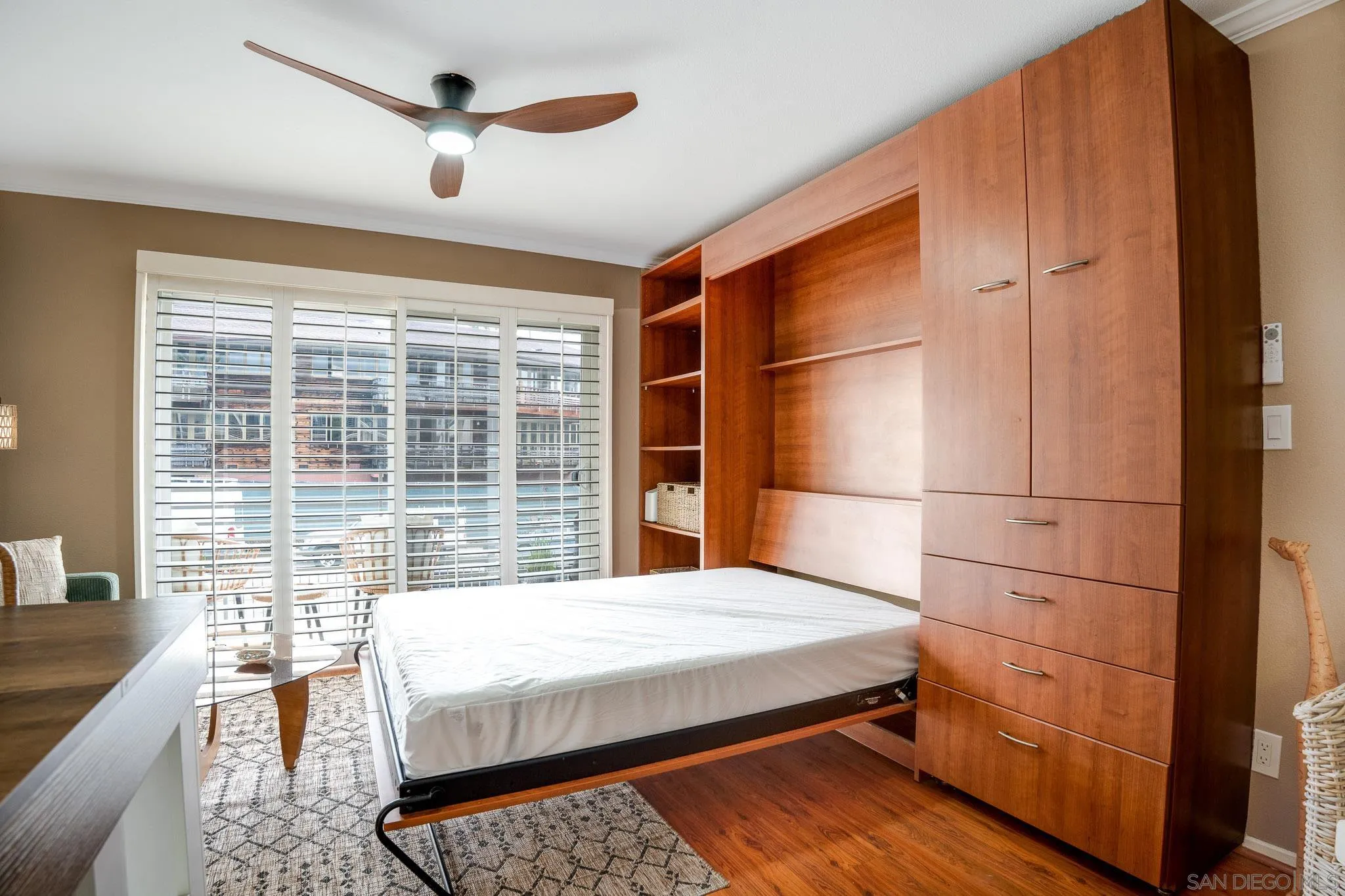 Photo #8: 260012945 Listing: Photo #8