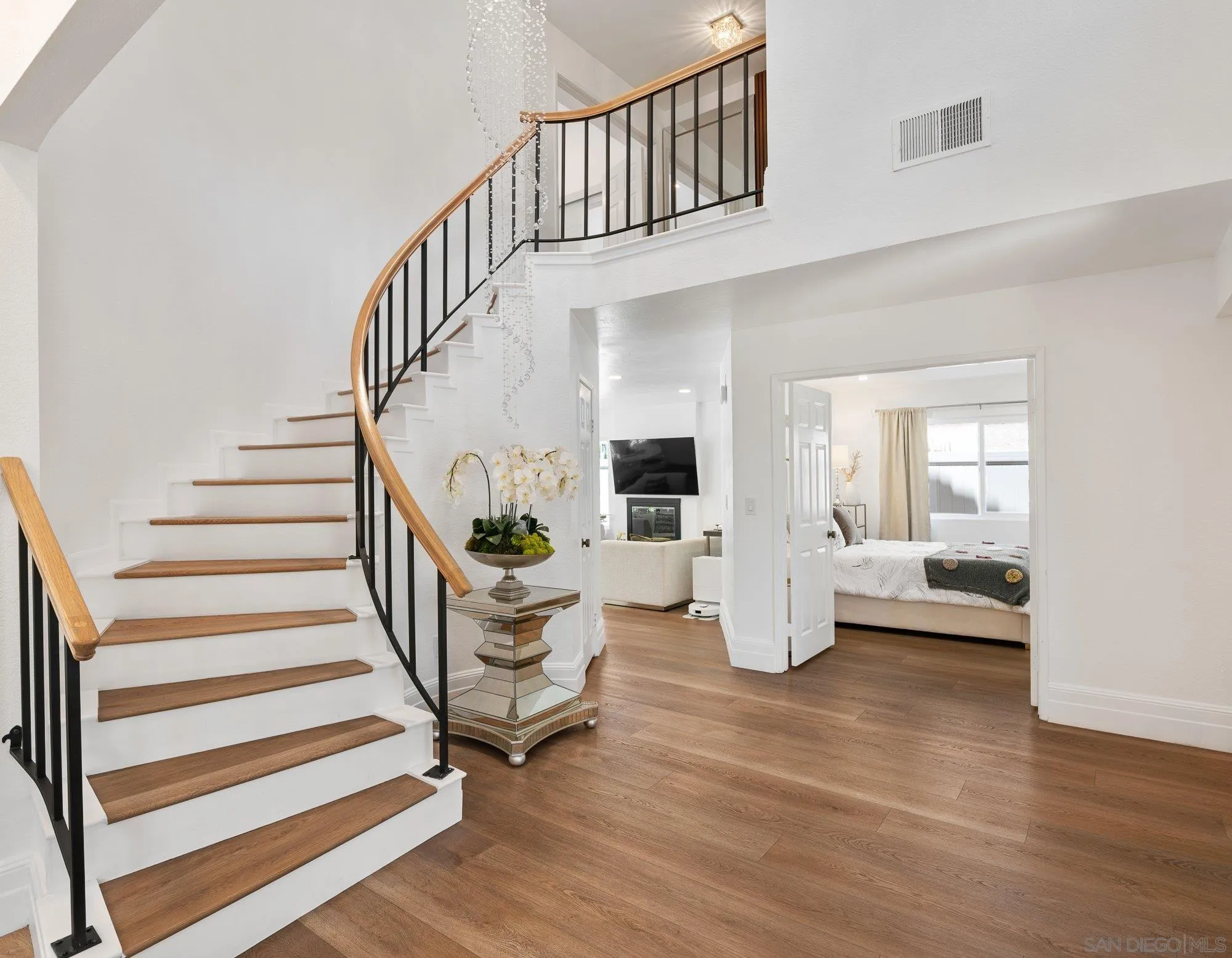 https://cdn.realtyfeed.com/cdn/127/260012948/253b1104f394bcdc5d35aaefac0a0315.webp