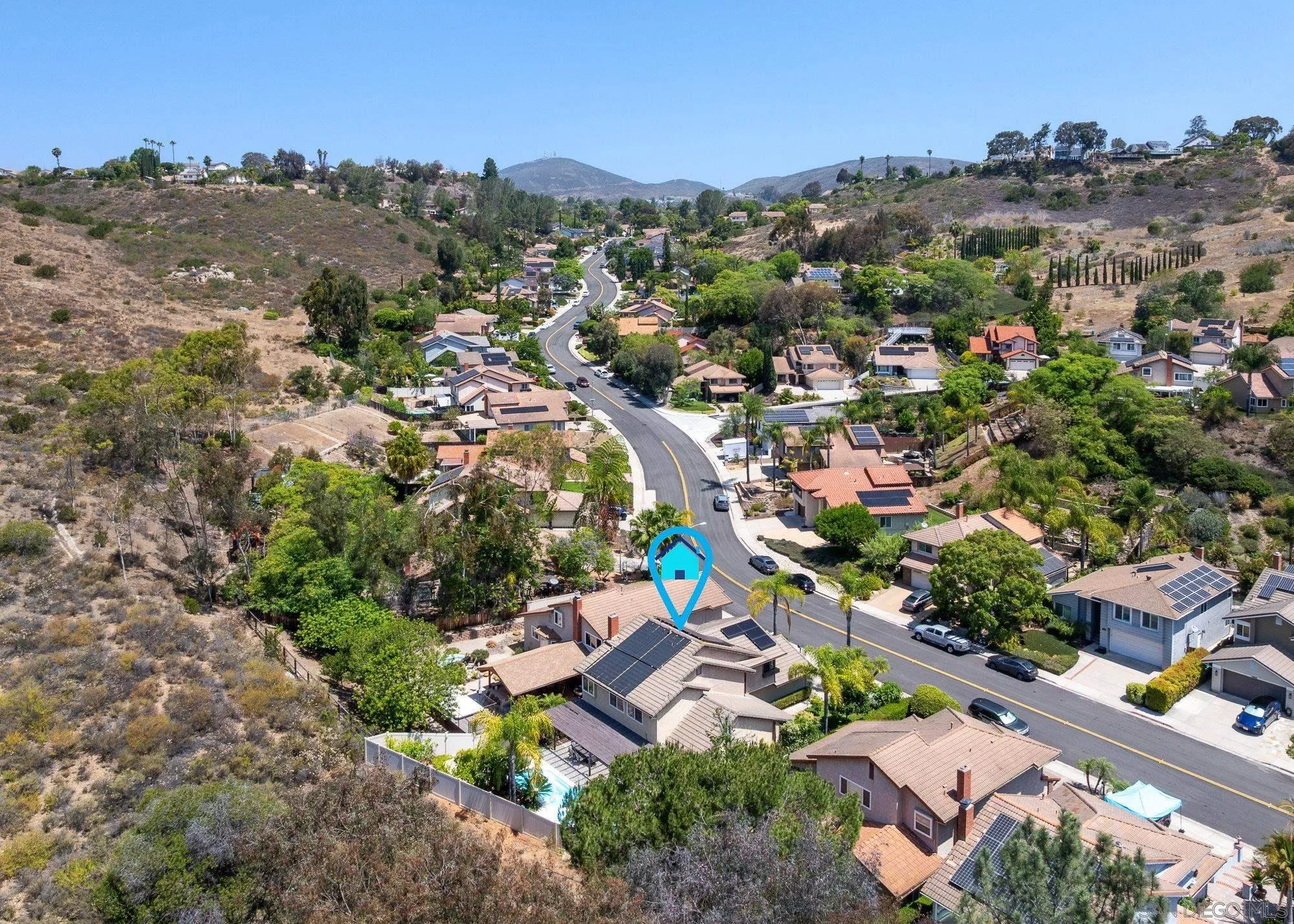 https://cdn.realtyfeed.com/cdn/127/260012948/63ffc990001899a9ac8383163ea7afa1.webp