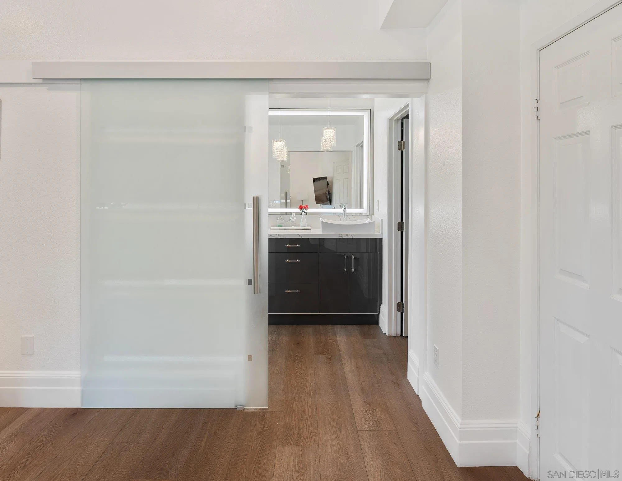 https://cdn.realtyfeed.com/cdn/127/260012948/833991d0c45461948d80e43700d73ef7.webp