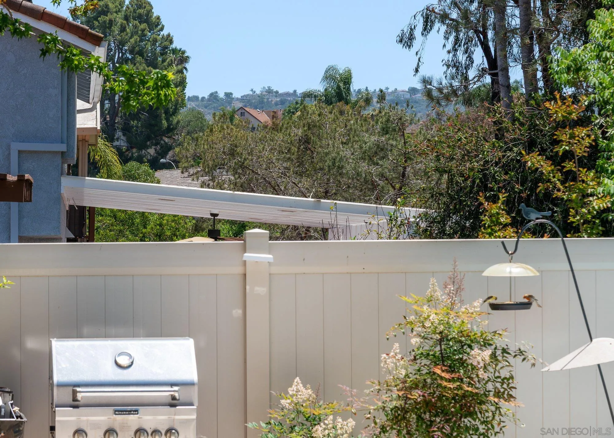 https://cdn.realtyfeed.com/cdn/127/260012948/d27722792d618ea2ca60e4c24c65f50a.webp