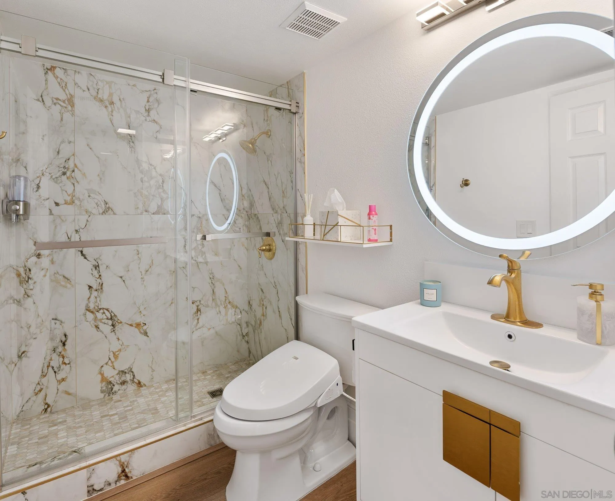 https://cdn.realtyfeed.com/cdn/127/260012948/e0b2f20b758820c46bd47f76885a7320.webp