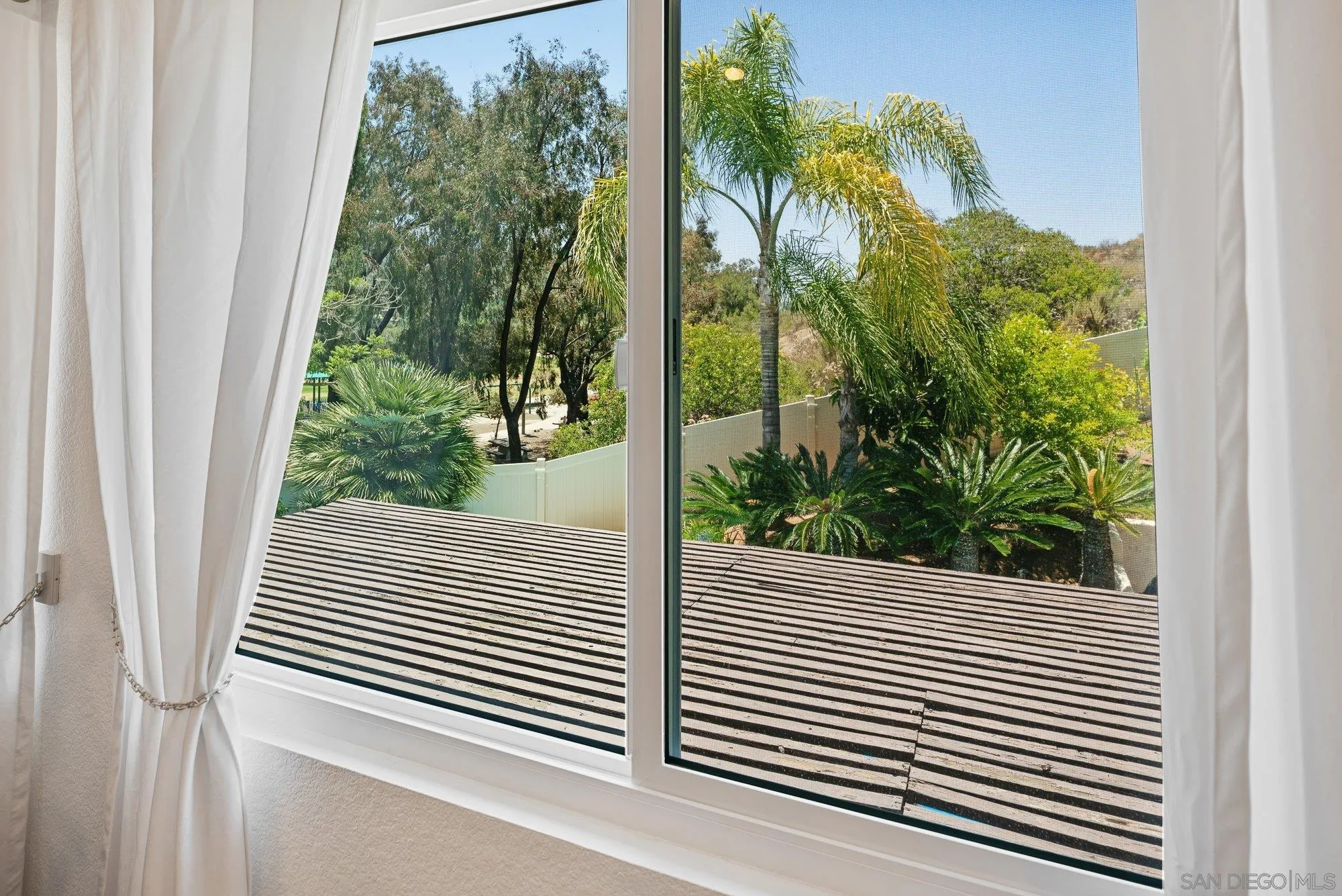 https://cdn.realtyfeed.com/cdn/127/260012948/f9553f46c7c03824f04a9525c69ba39a.webp