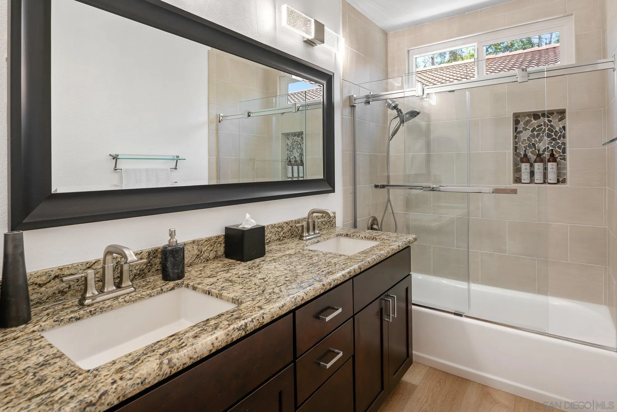https://cdn.realtyfeed.com/cdn/127/260012948/fc031289310596e97768f008b3b3d1d0.webp