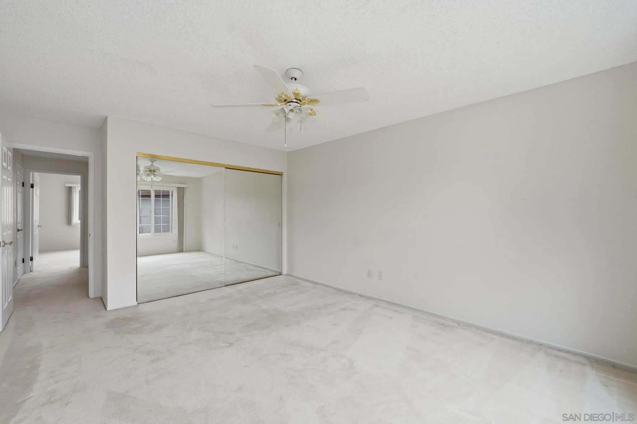 https://cdn.realtyfeed.com/cdn/127/260012949/b4b3c8773f938c5d29d038df3b07eba8.webp