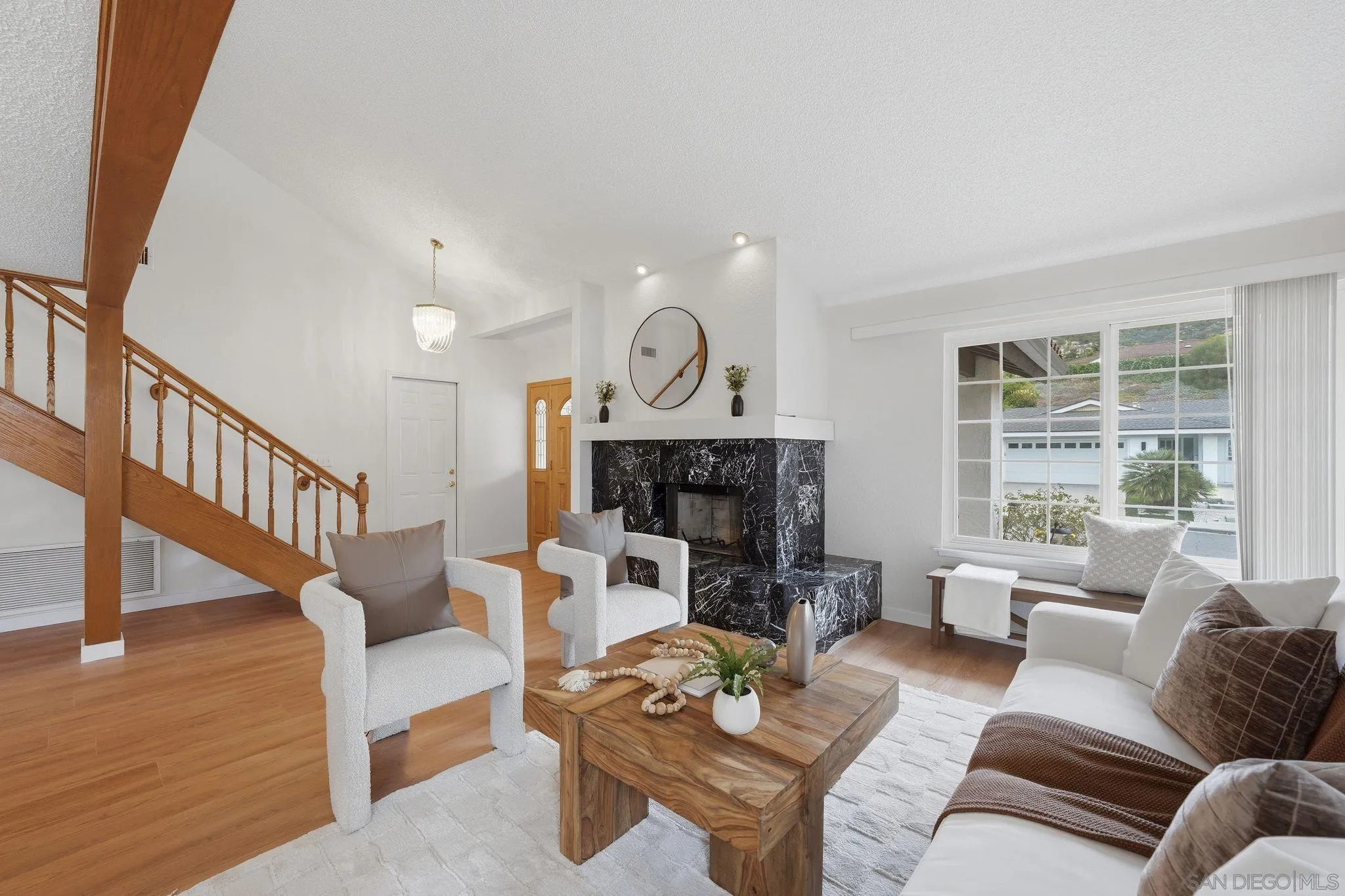 https://cdn.realtyfeed.com/cdn/127/260012949/c9bfd6d3b9d823fe560713e394f704cb.webp