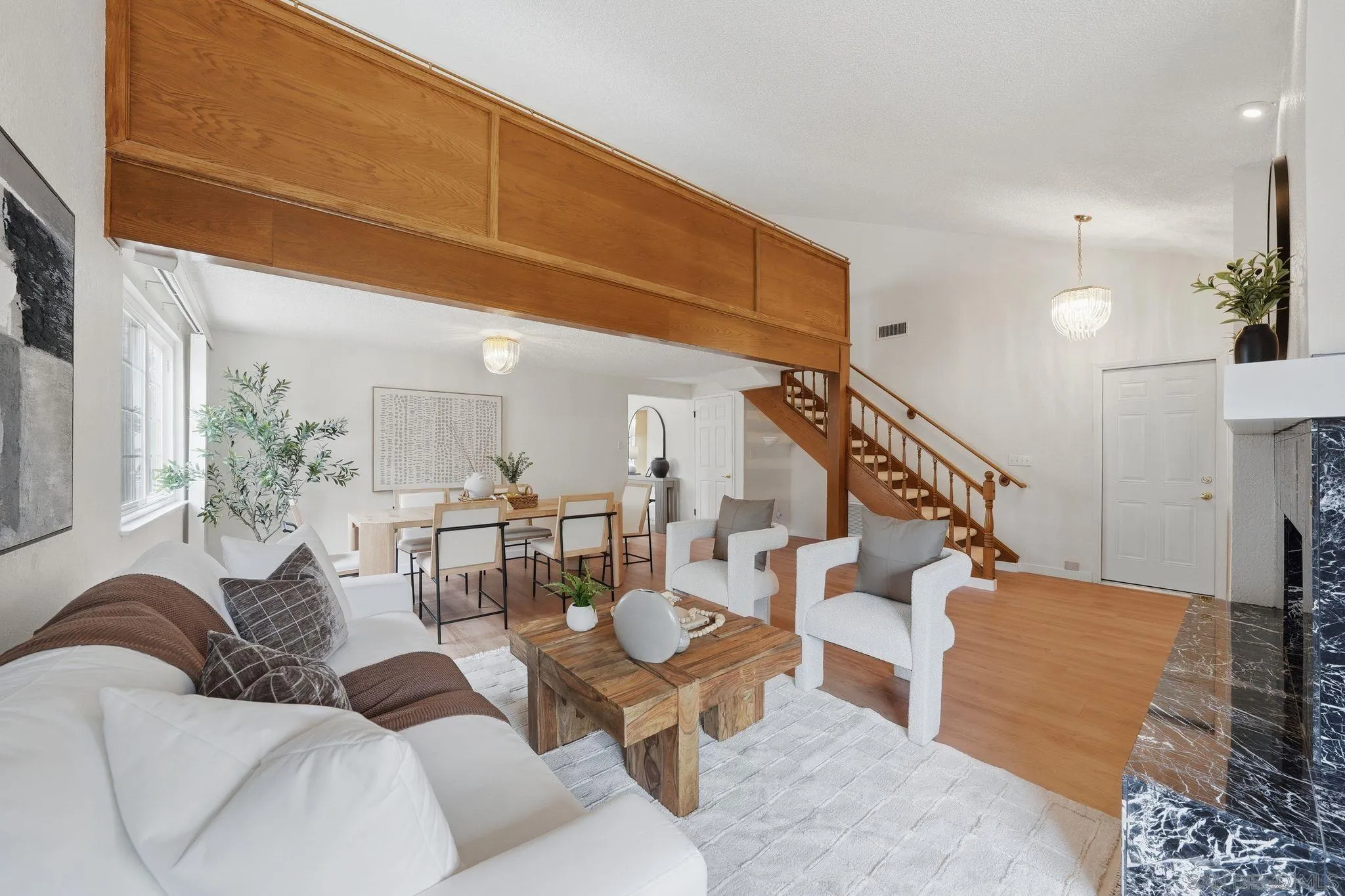 https://cdn.realtyfeed.com/cdn/127/260012949/e43ca3ba782292e657d5fb0653613c12.webp