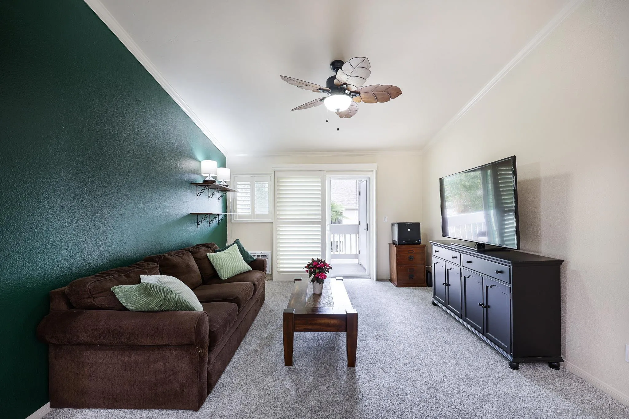 Photo #8: 260012952 Listing: Photo #8