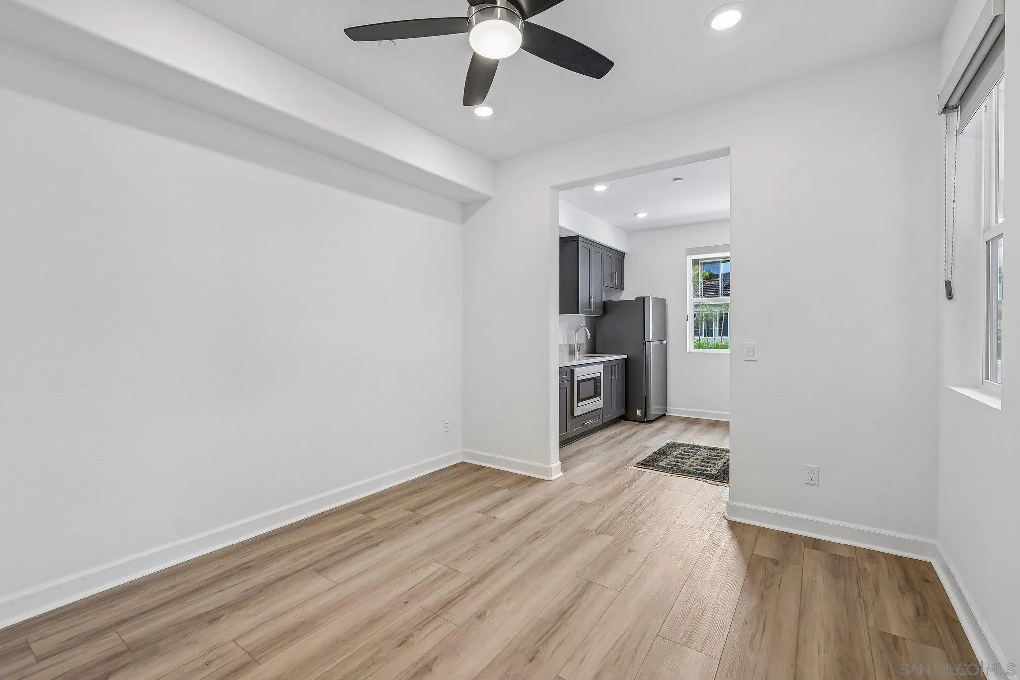 https://cdn.realtyfeed.com/cdn/127/260012953/21b2cf36dc63a97241d4c1b14707a5fd.webp