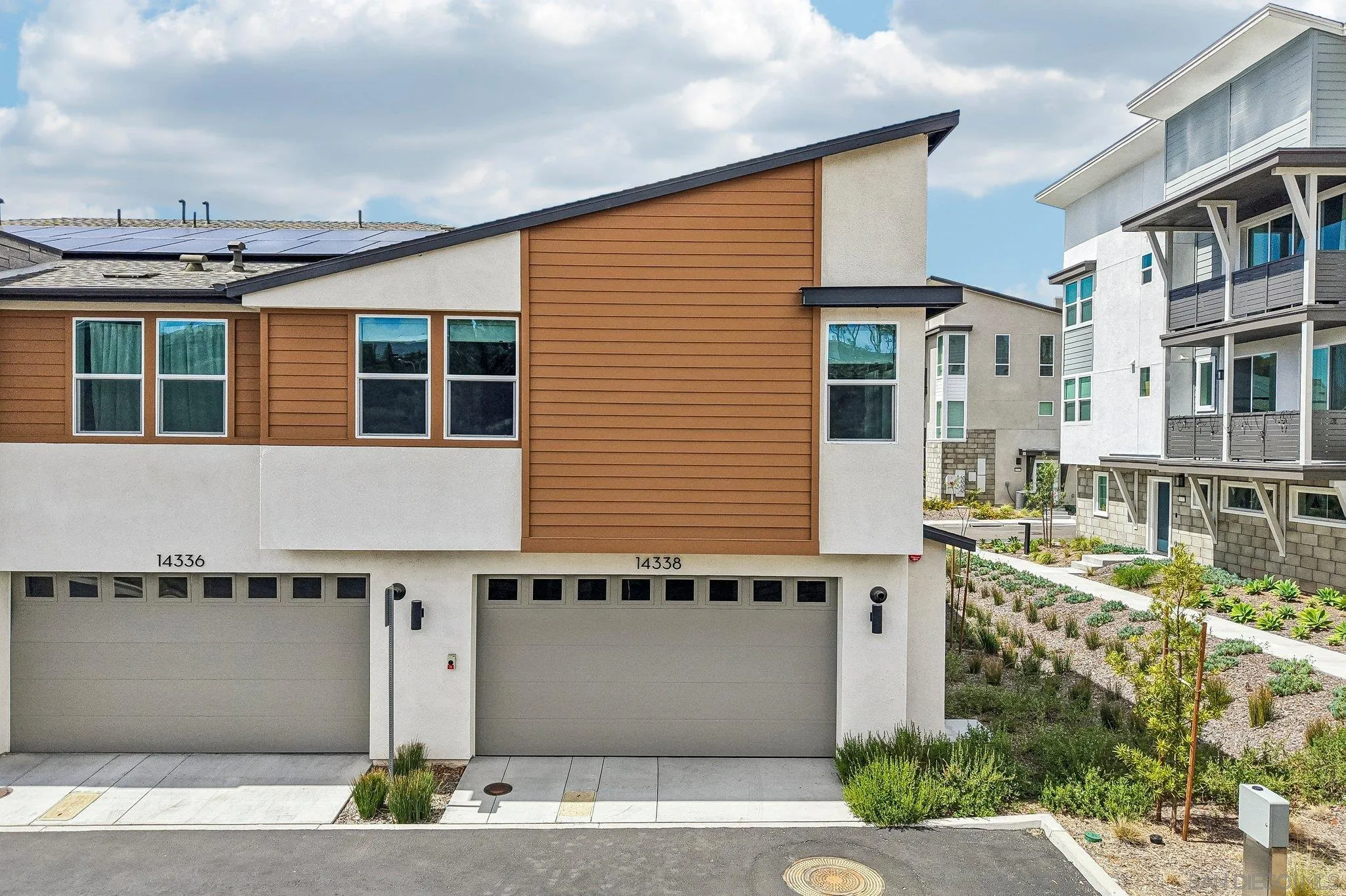 https://cdn.realtyfeed.com/cdn/127/260012953/bc00316ce76d534f49fbfc9579914942.webp