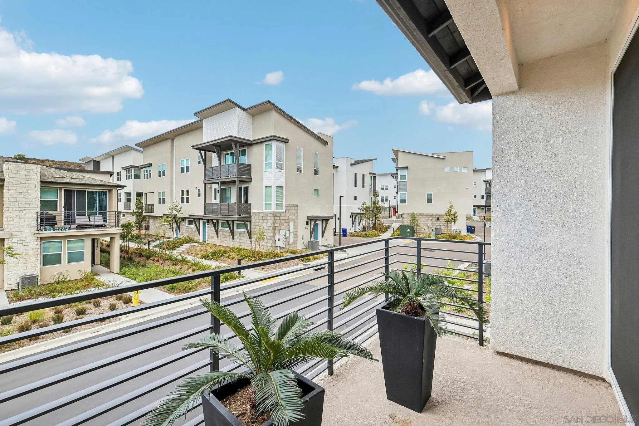 https://cdn.realtyfeed.com/cdn/127/260012953/e65a3918f07e9f579c6332fc657e062b.webp