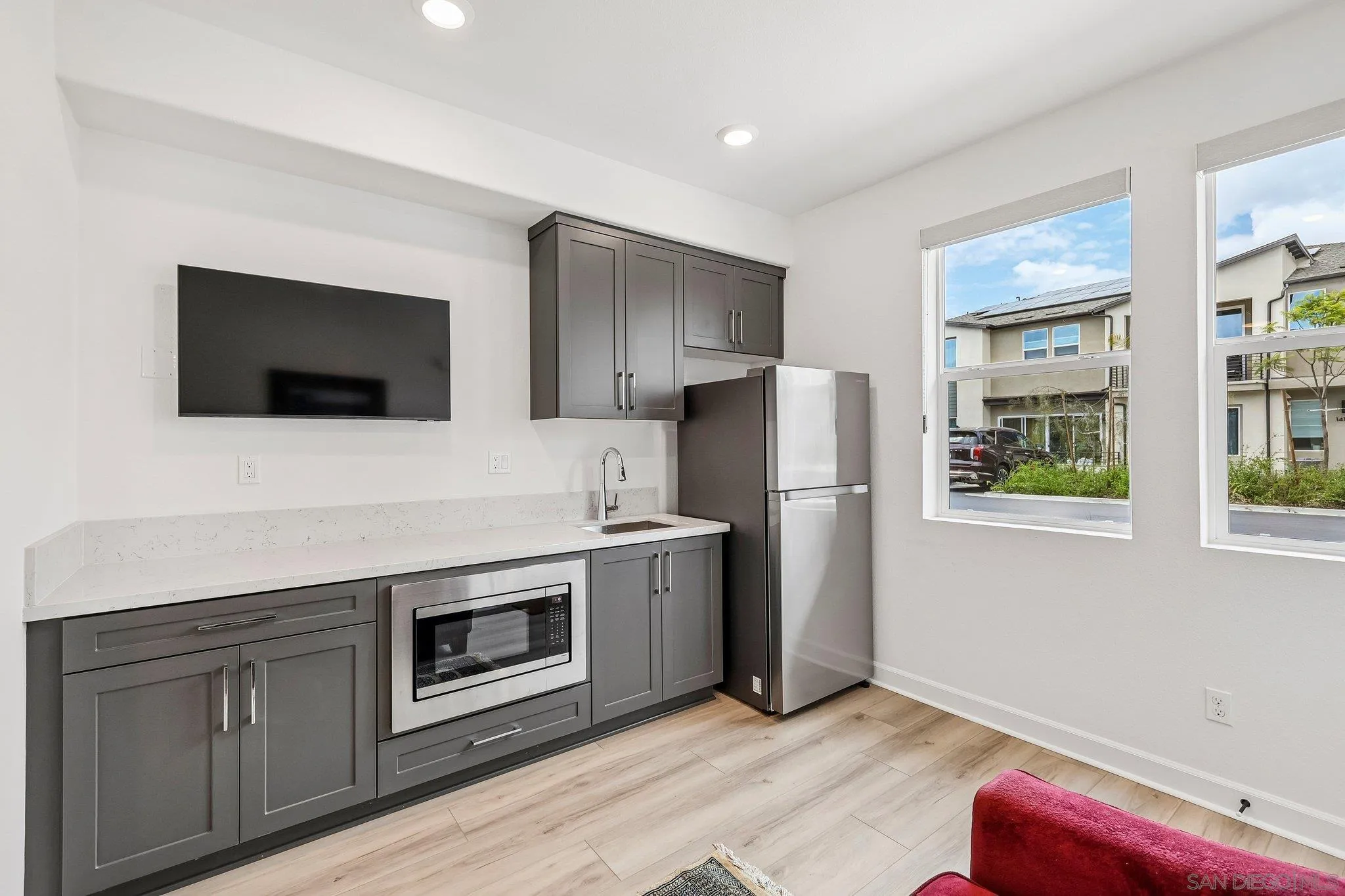 https://cdn.realtyfeed.com/cdn/127/260012953/ff37c442855e93d8a5d13fc162deede8.webp